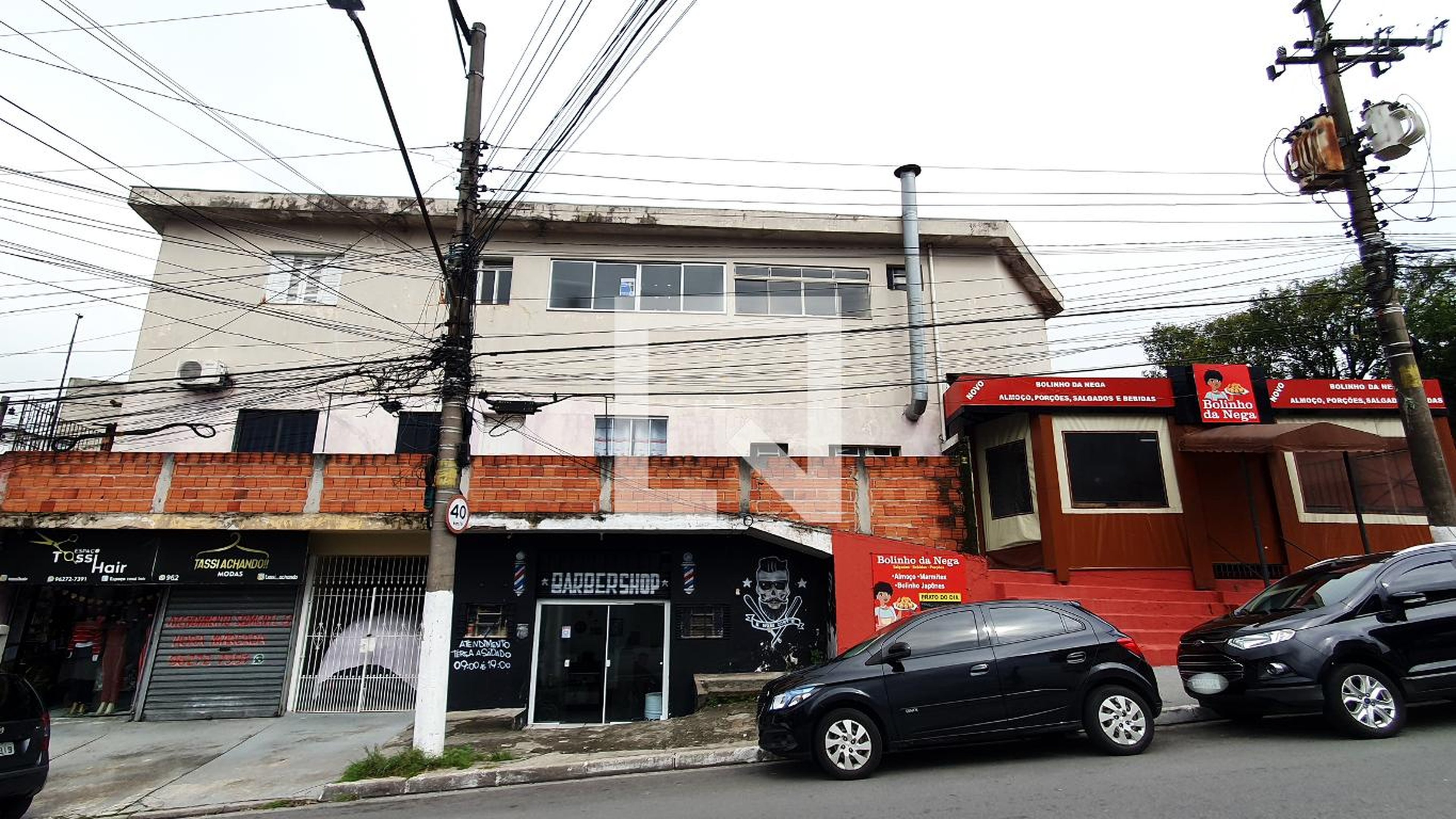 Fachada do Prédio Condomínio em Rua Aristides Zanella, 116