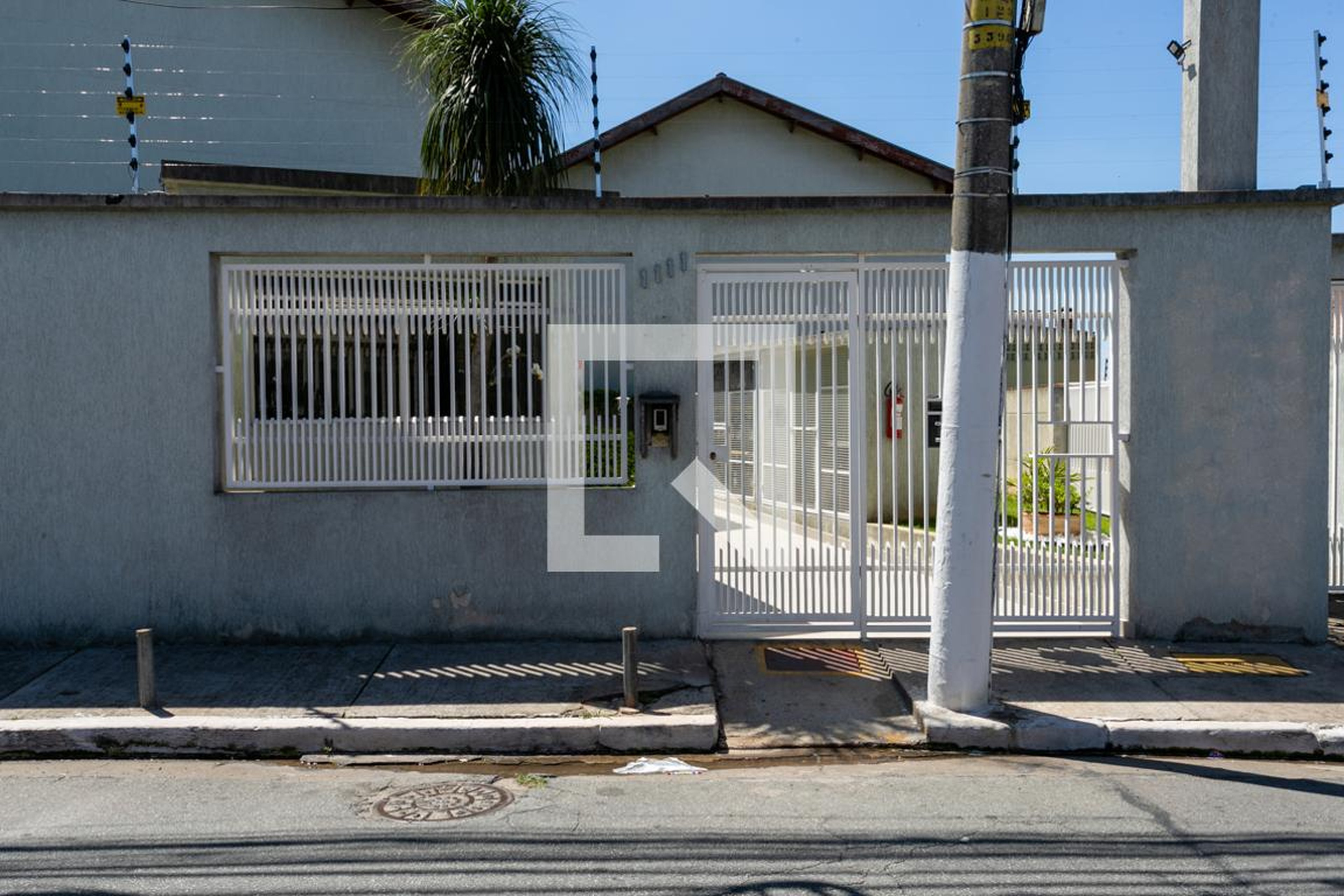 Fachada do condomínio Condomínio Tulipa III