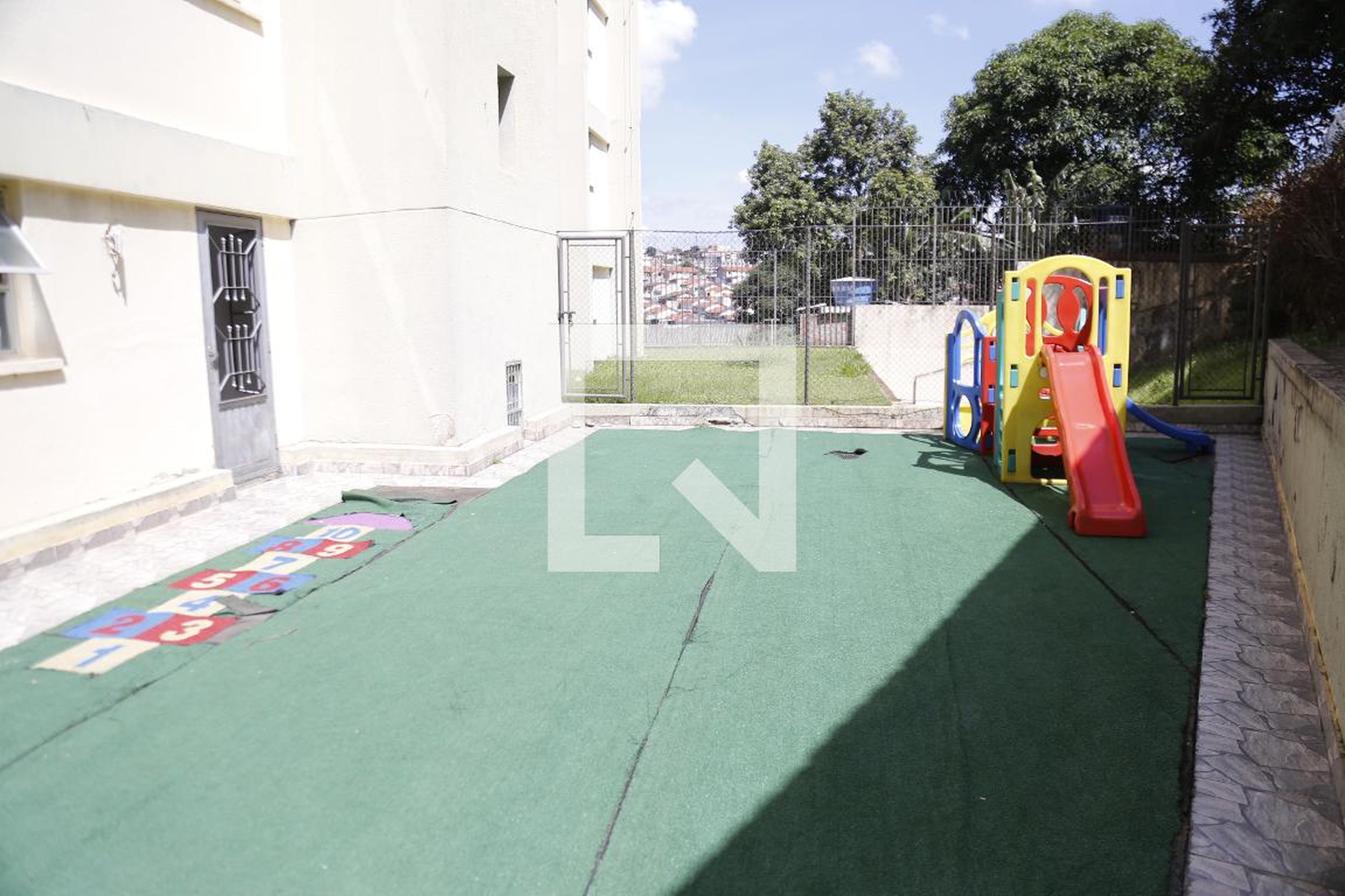 Playground - Edifício Barão de São Jesuíno
