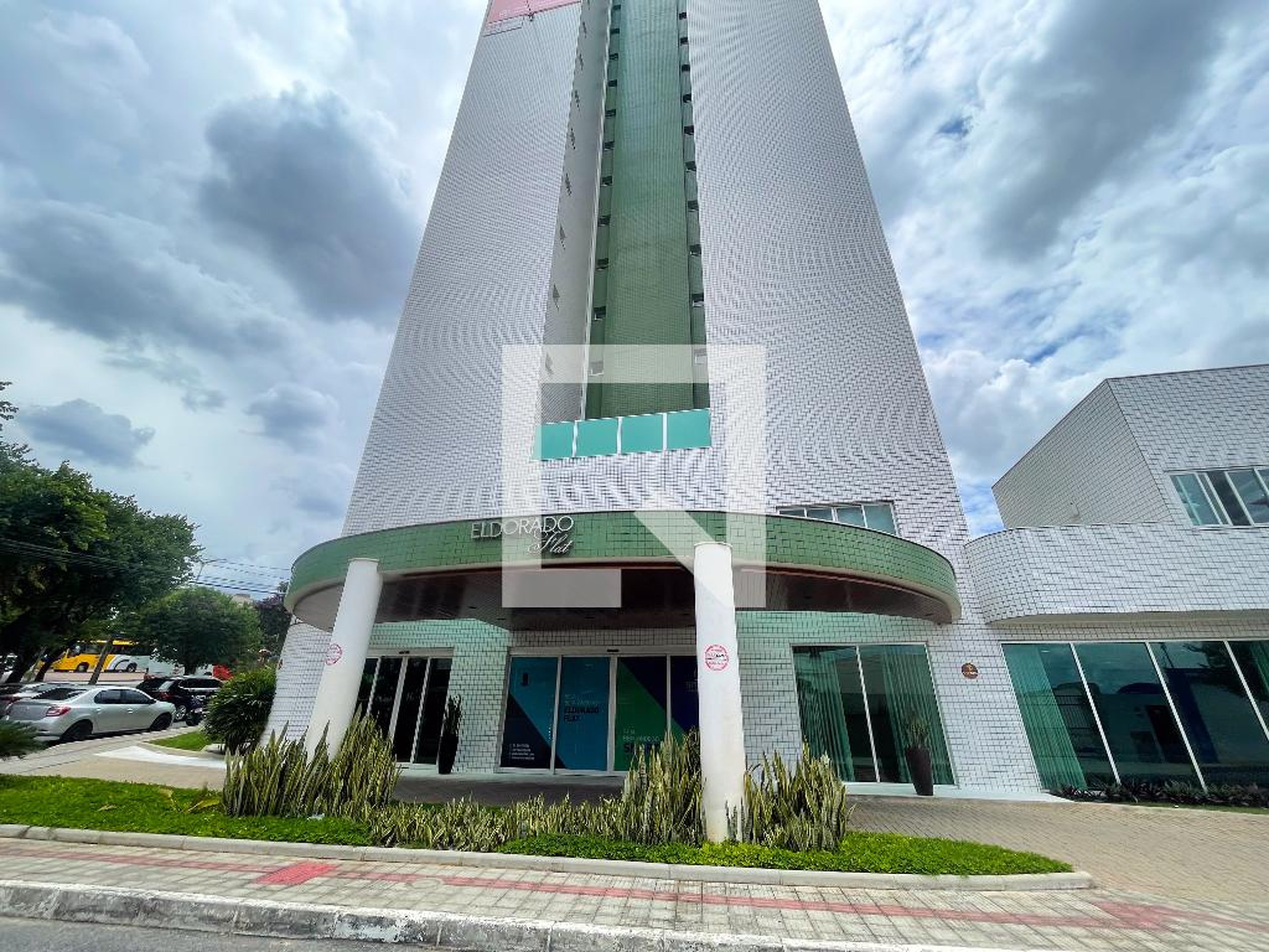 Fachada do Prédio Condomínio Eldorado Flat