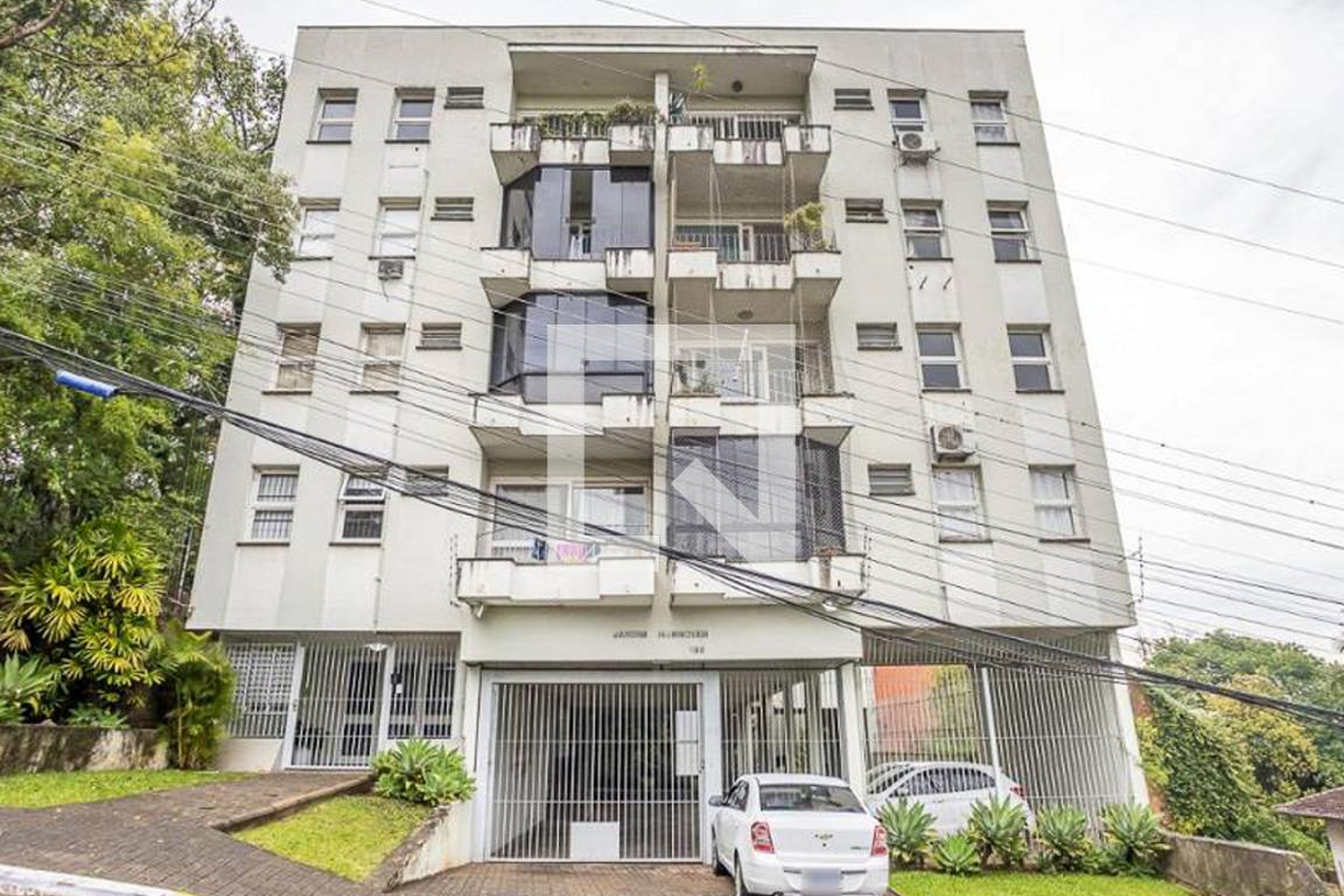 Fachada Condomínio em R. Ribeiro de Almeida, 189