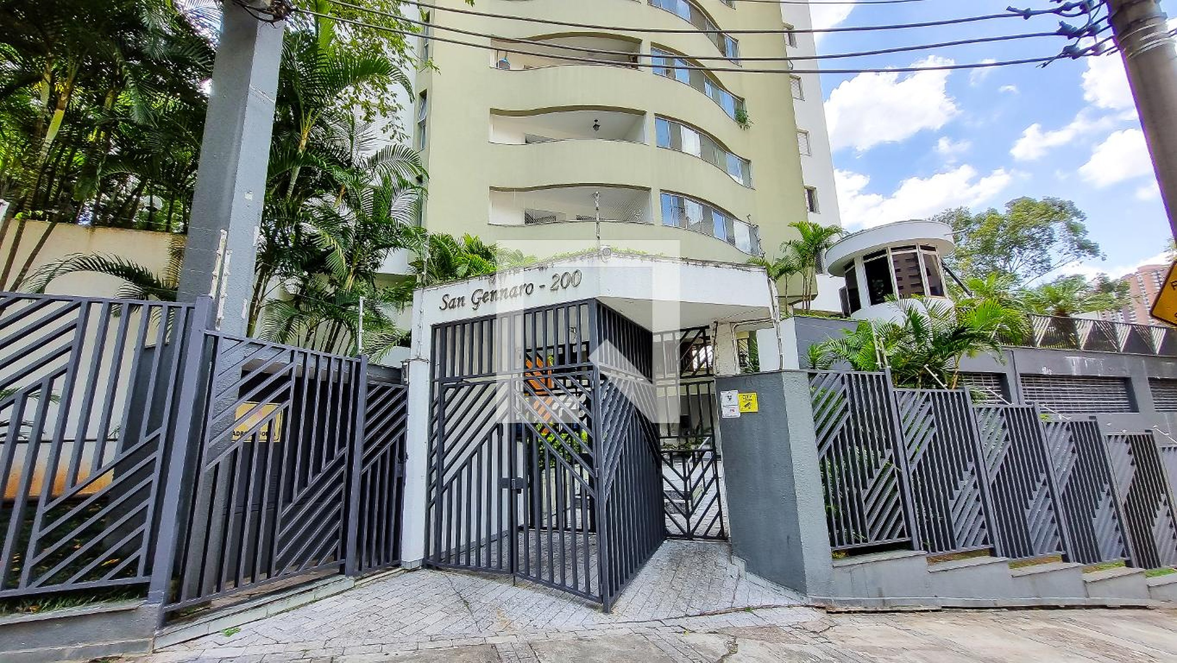 Fachada do Prédio Condomínio San Genaro