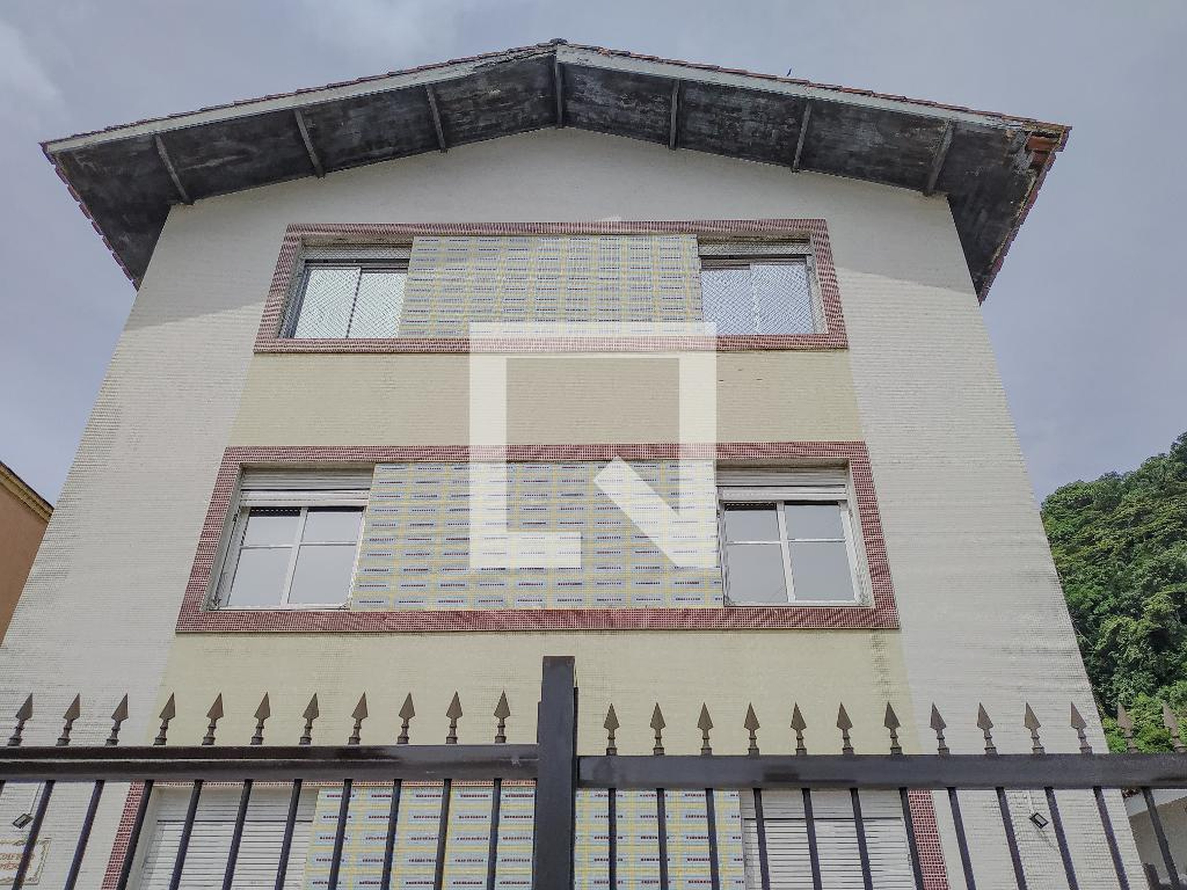 Fachada do Prédio Condomínio em Rua Raul Ricardo de Barros, 50