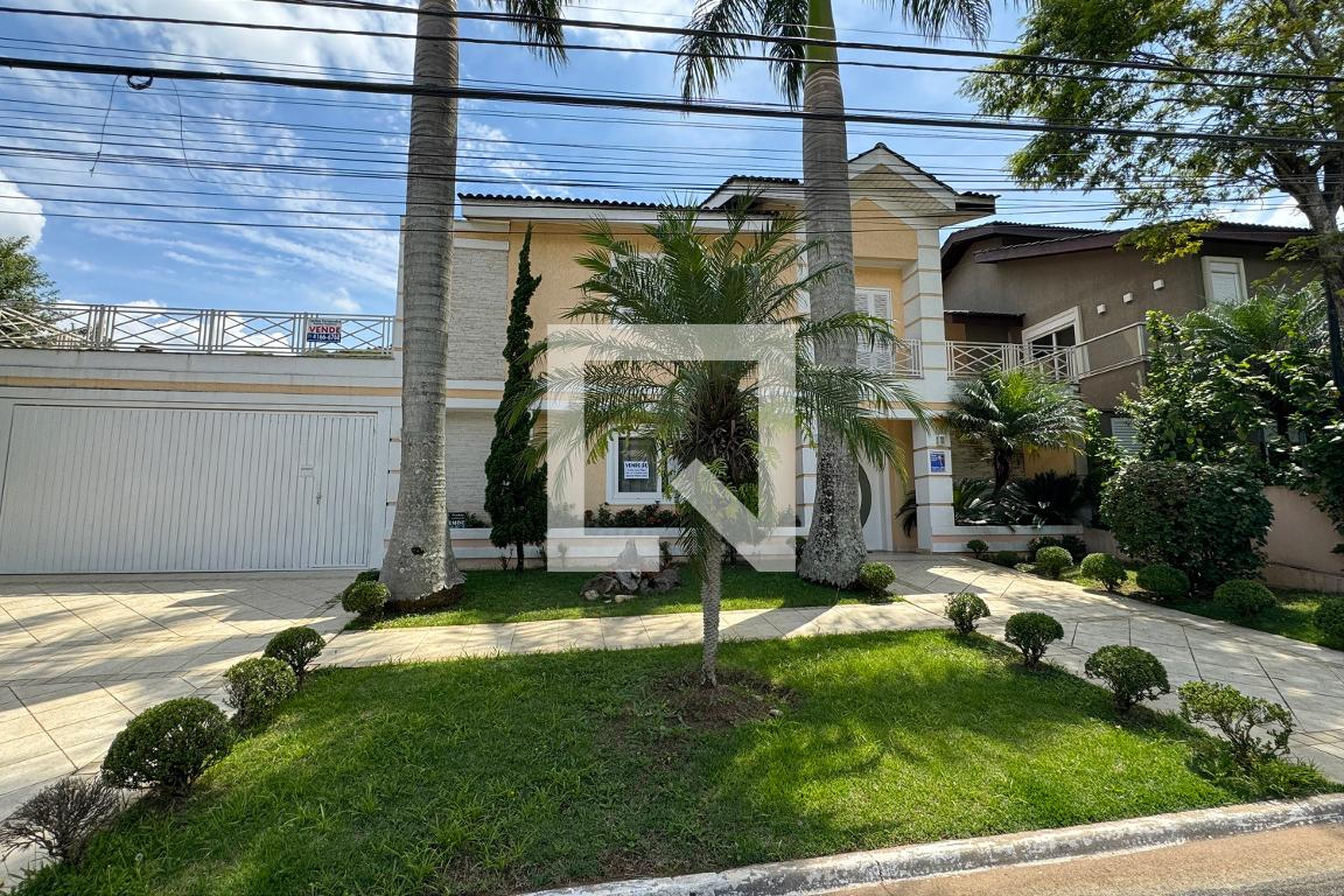 Fachada Condomínio em Alameda Topázio, 450