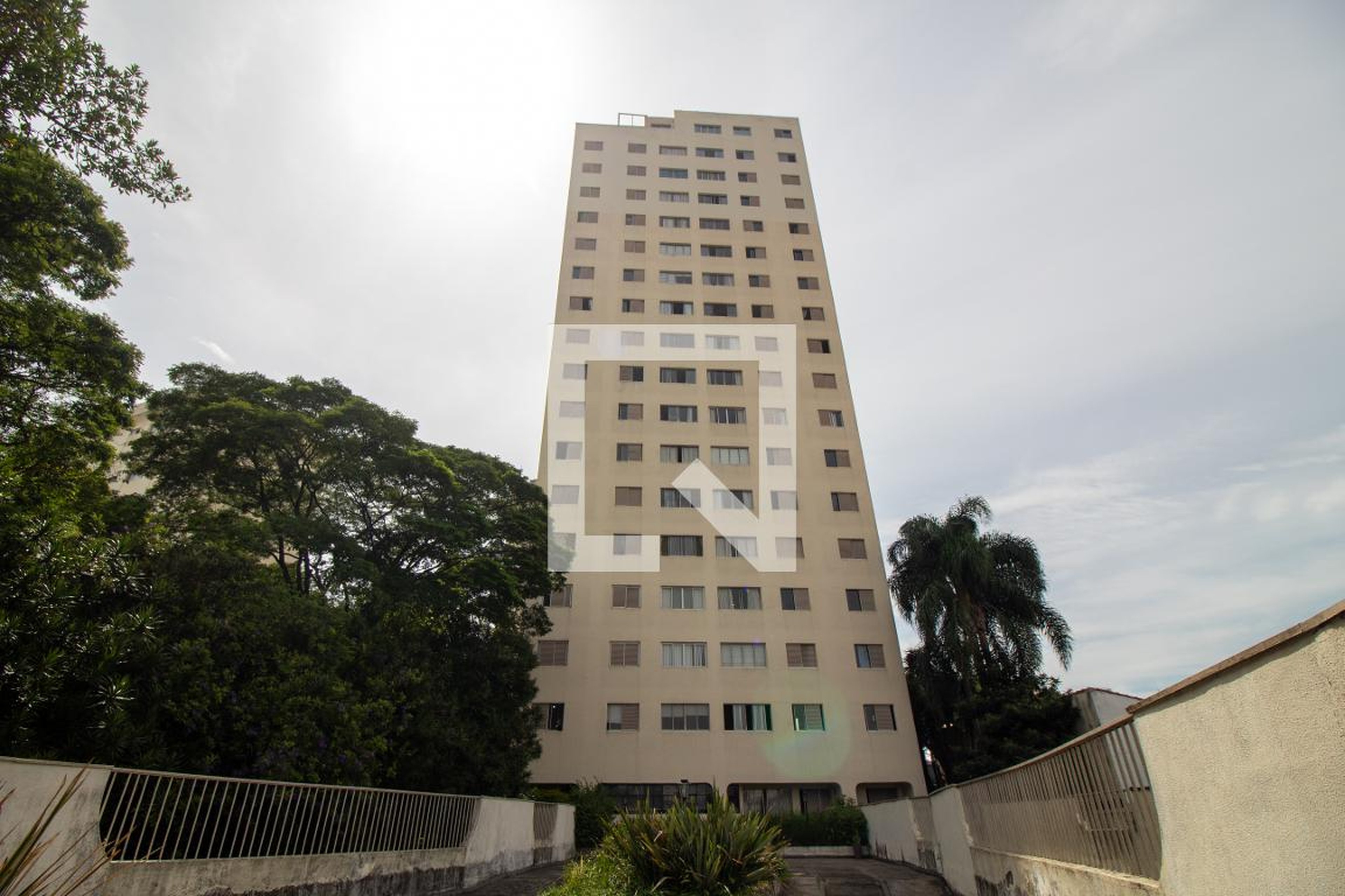 Fachada Condomínio em Rua Barão de Vallim, 265