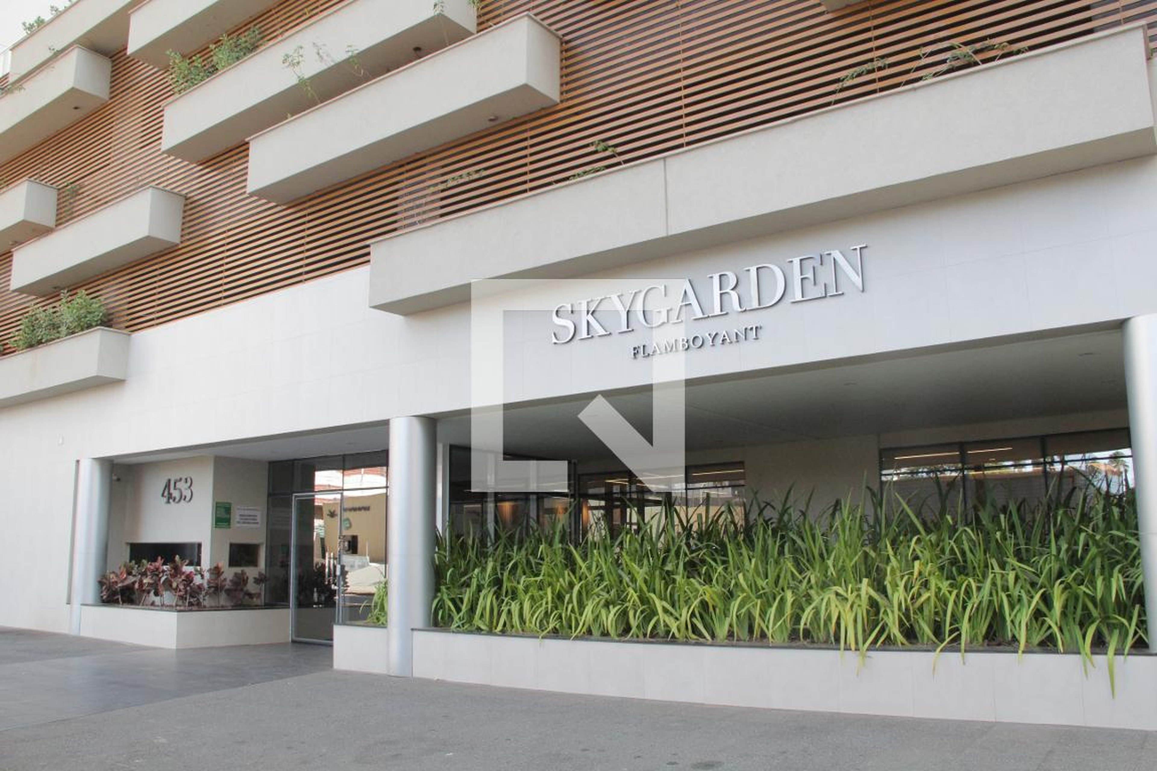 Fachada Condomínio em Rua 70, 453