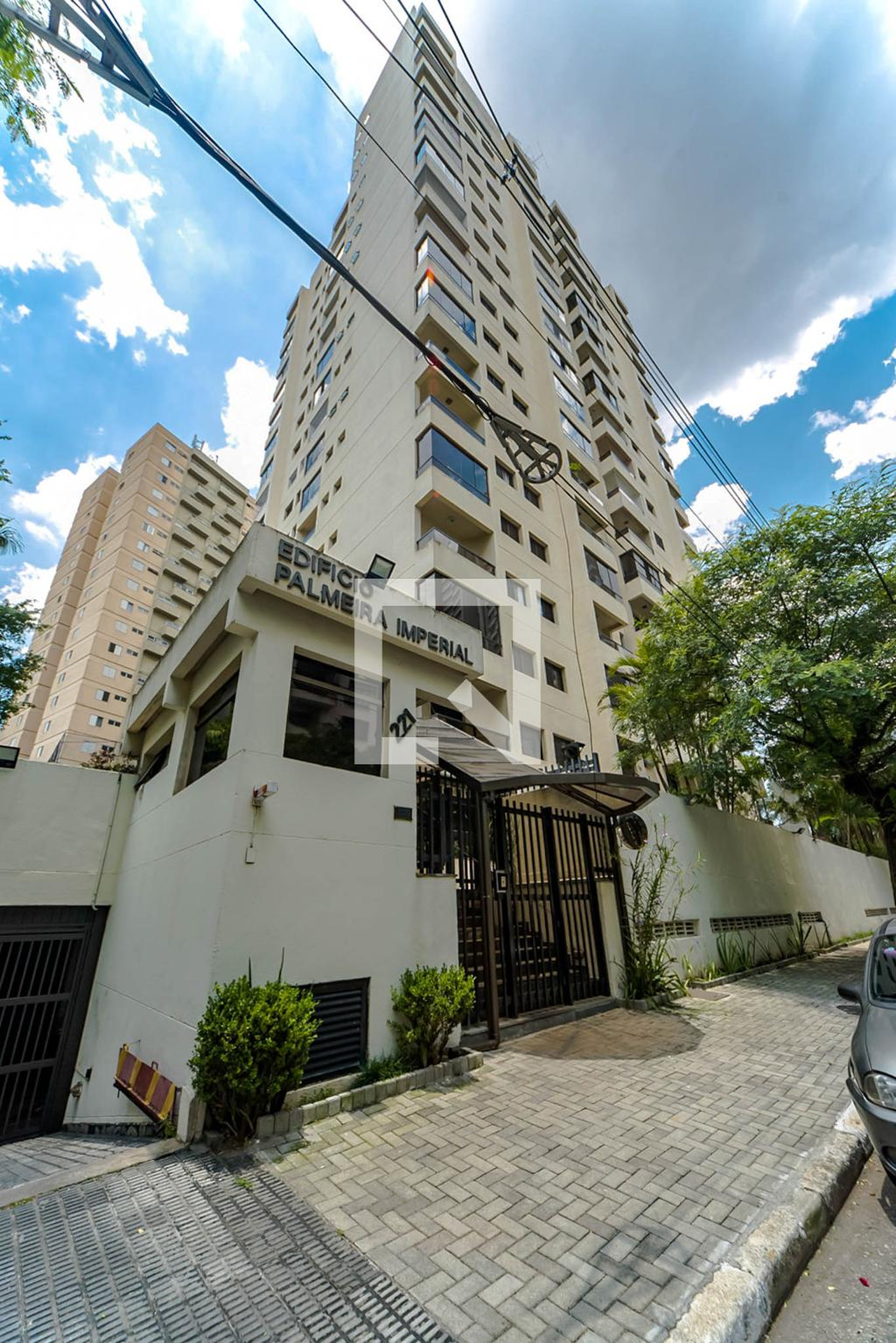 Fachada do Prédio Condomínio Palmeira Imperial