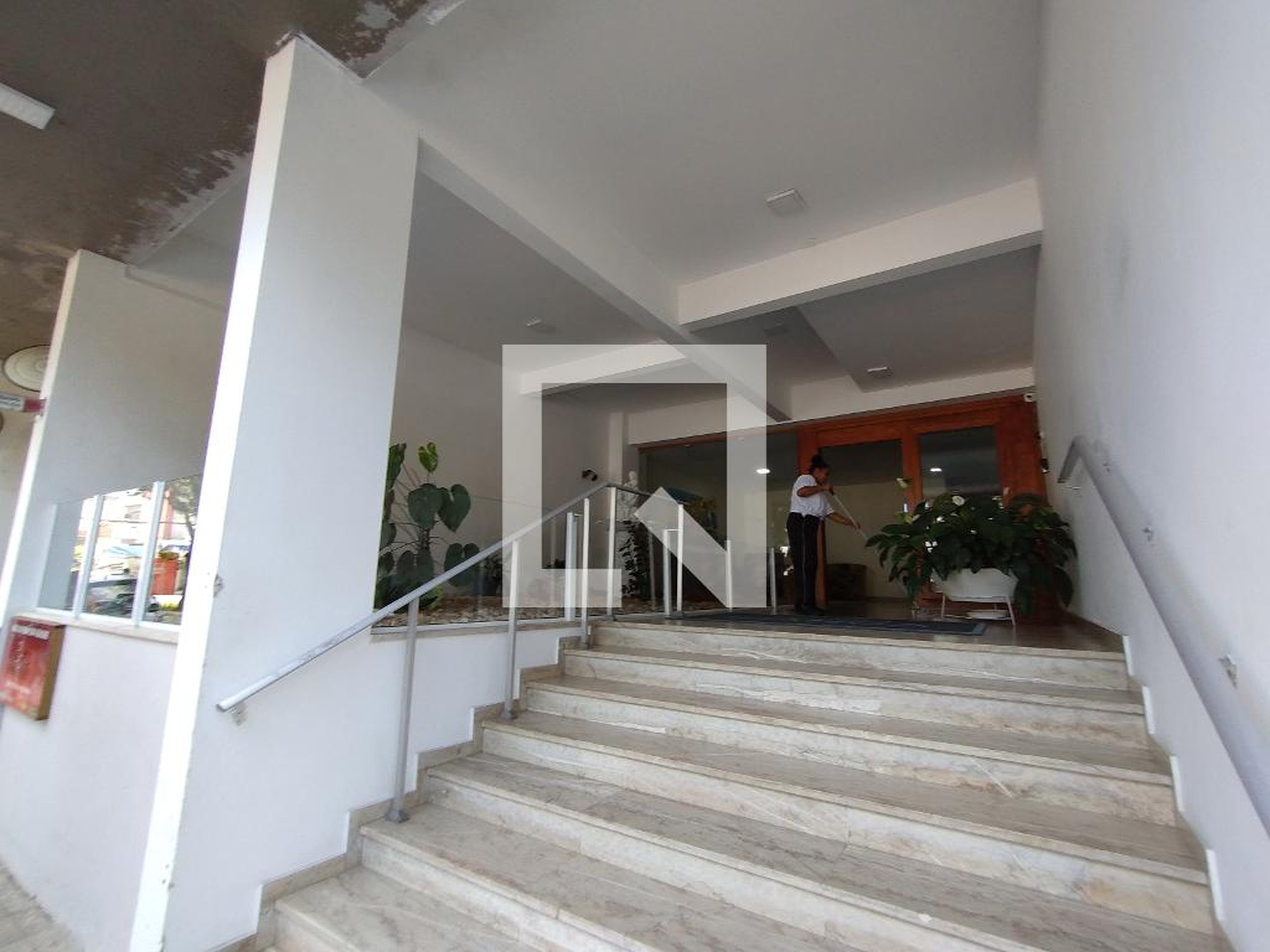 Fachada Condomínio em Avenida Hercílio Luz, 817