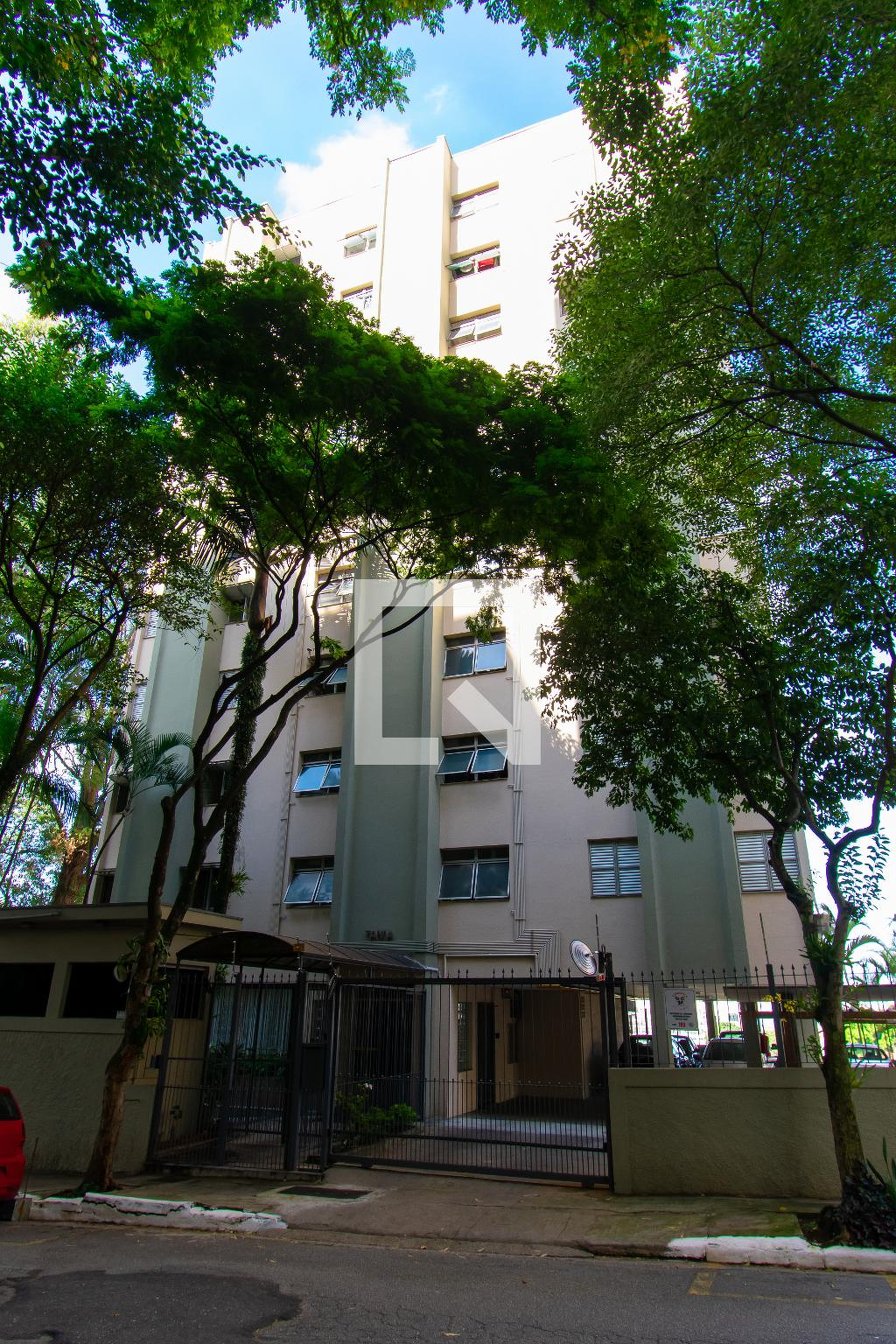 Fachada Condomínio Tânia