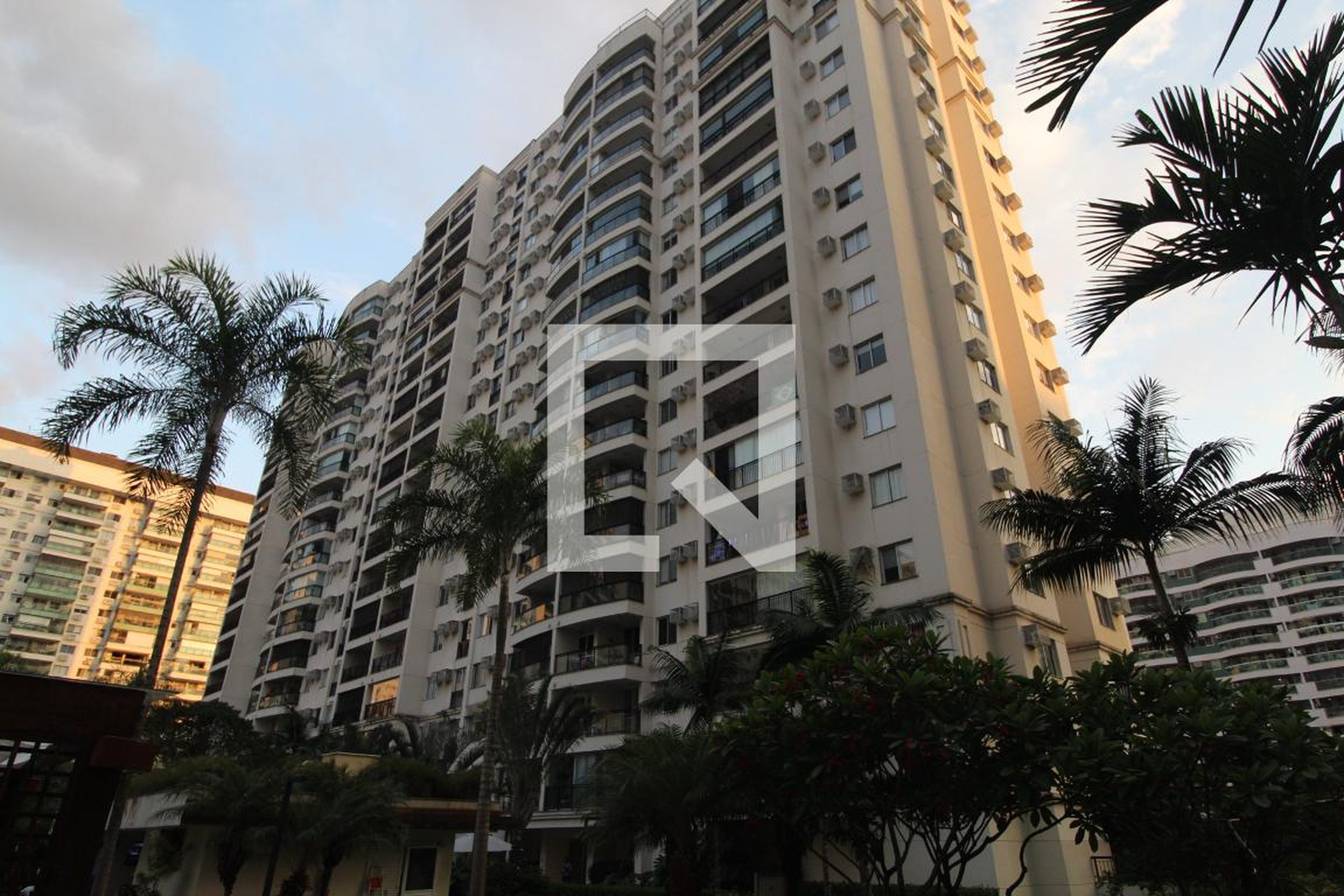 Fachada do Prédio Condomínio Maayan