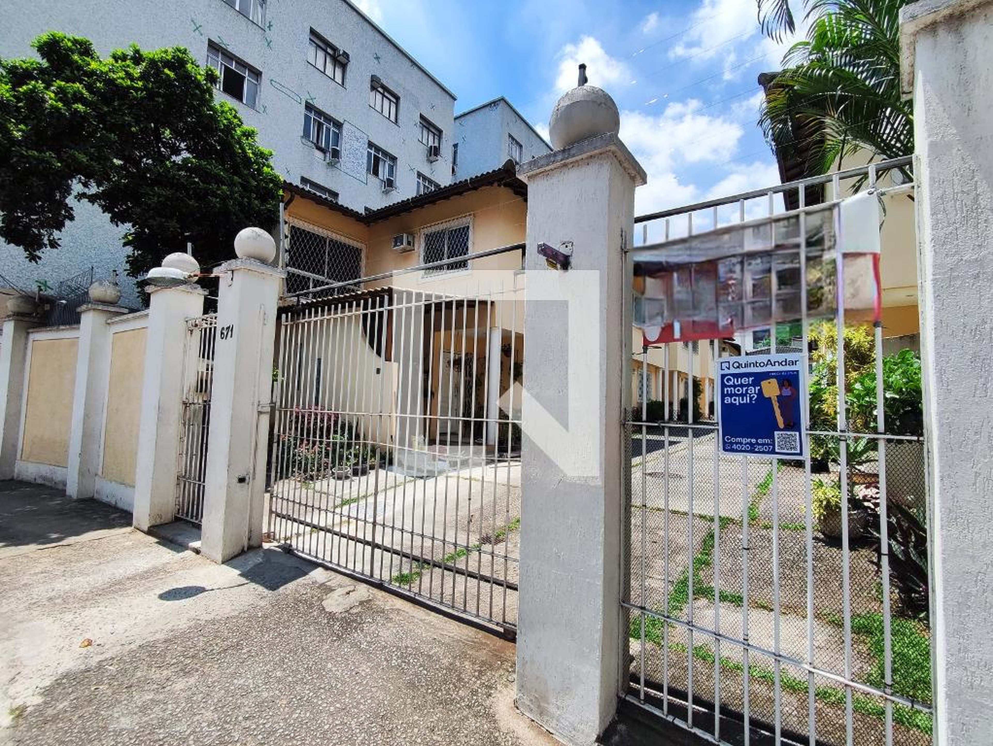 Fachada do Condomínio Condomínio Village Aquidabã