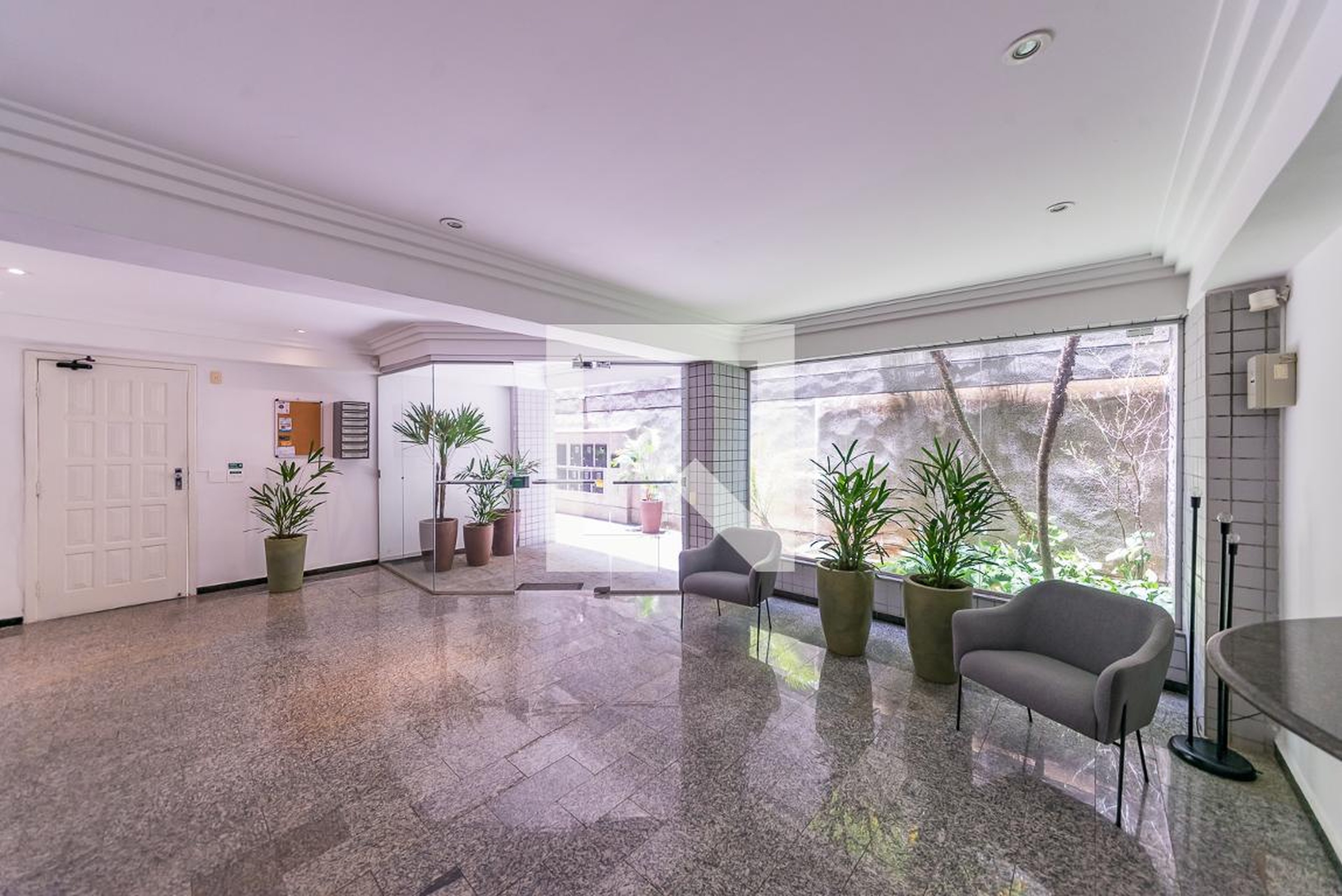 Hall social Condomínio em Rua Stella Hanriot, 170