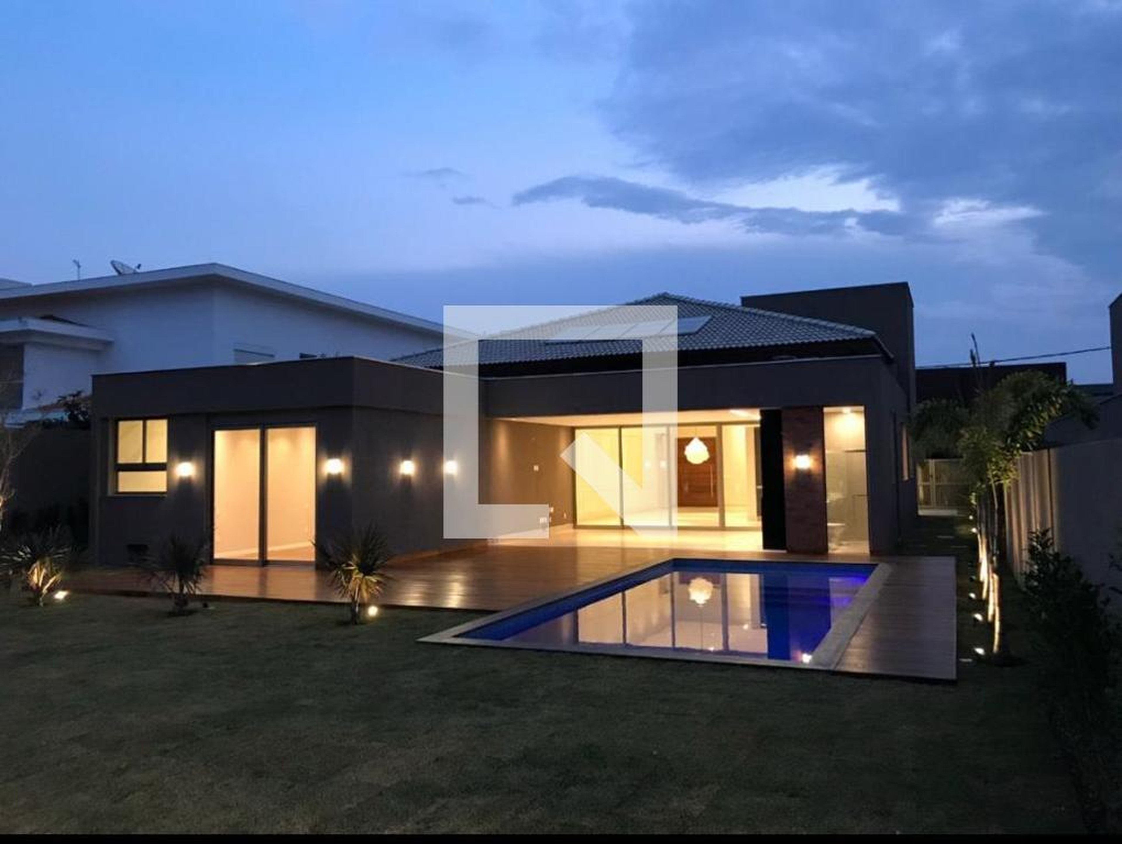 Área externa Condomínio em Rua Álvares Maciel, 65