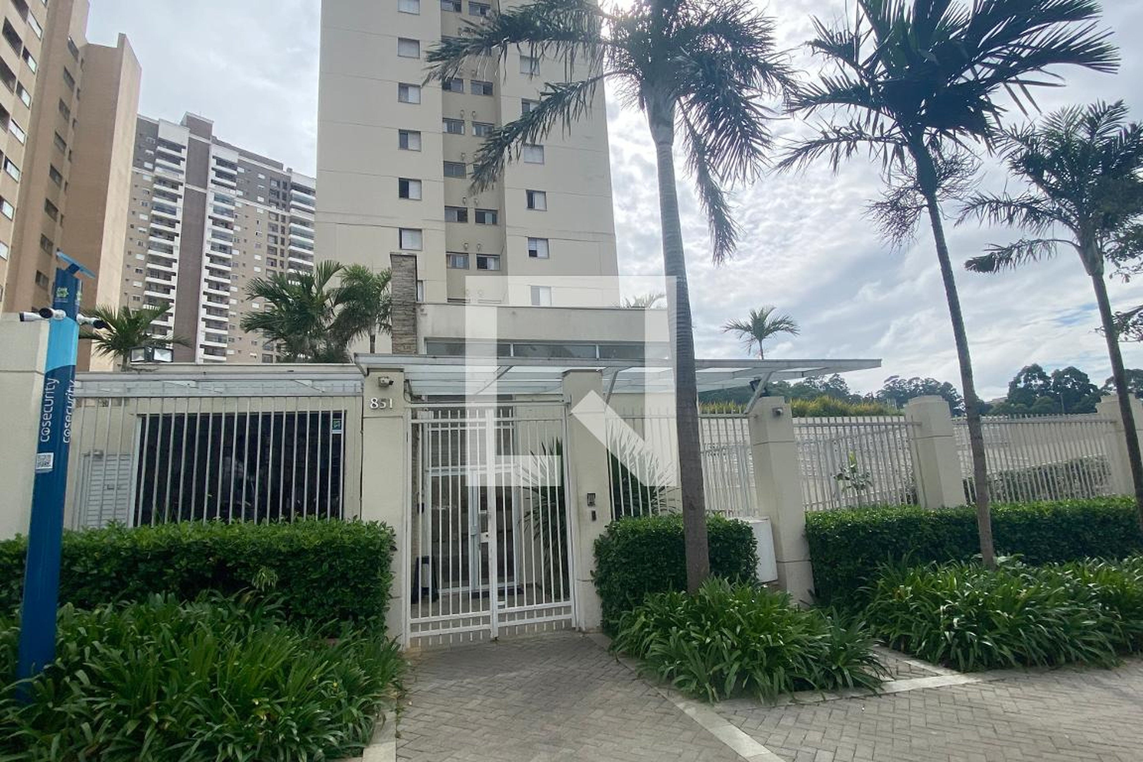 Fachada Condomínio em Avenida Aruanã, 599