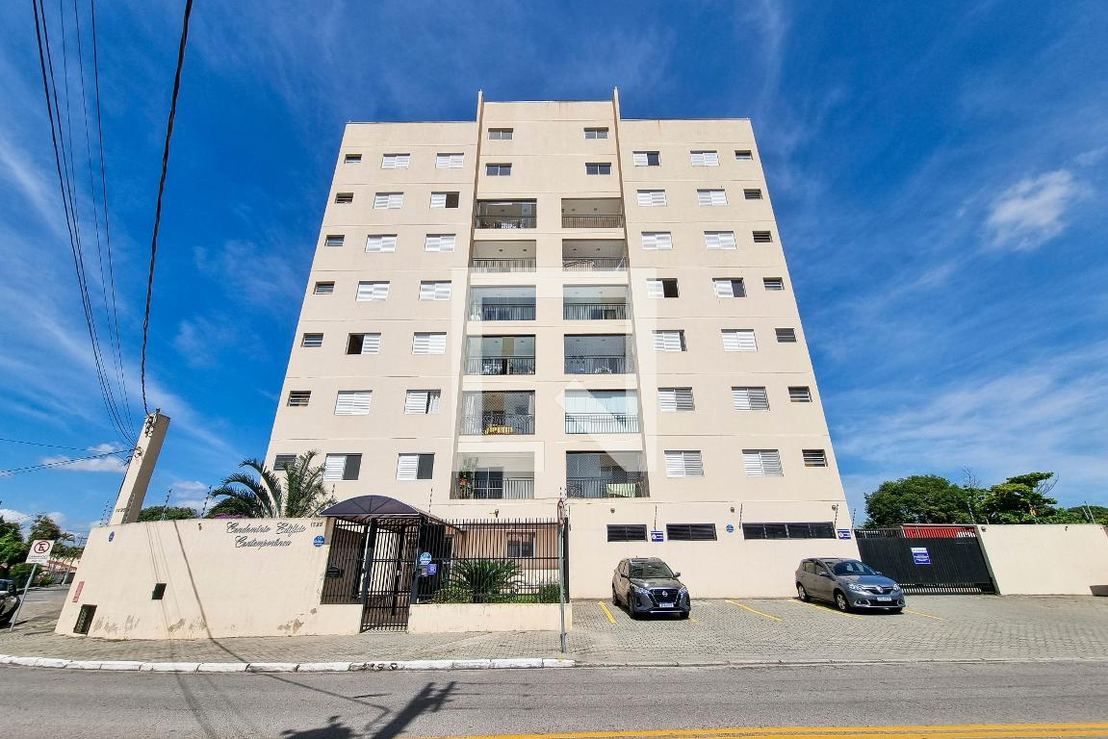 Fachada Edificio Contemporanea