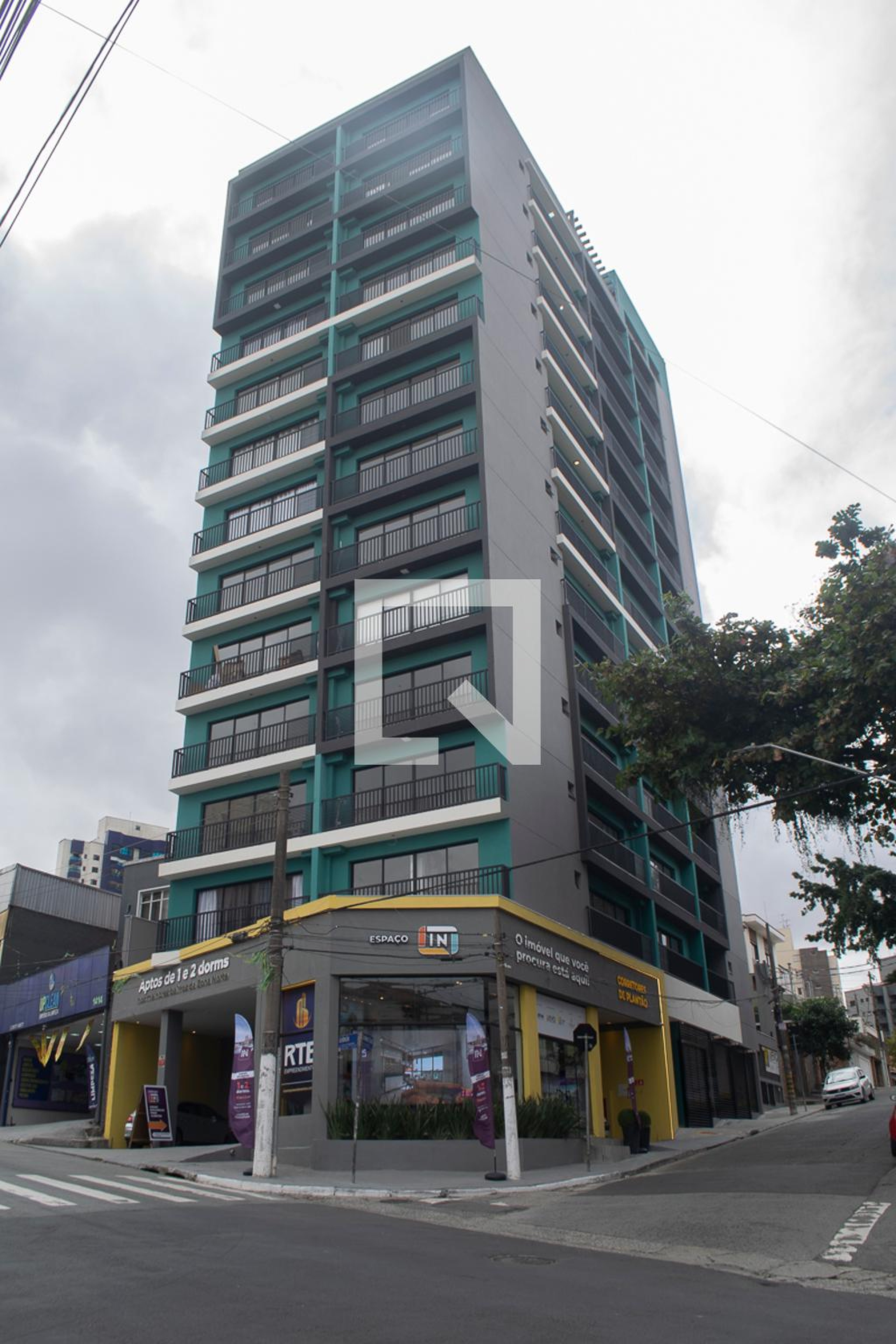 Fachada Condomínio em Avenida Leôncio de Magalhães, 1309
