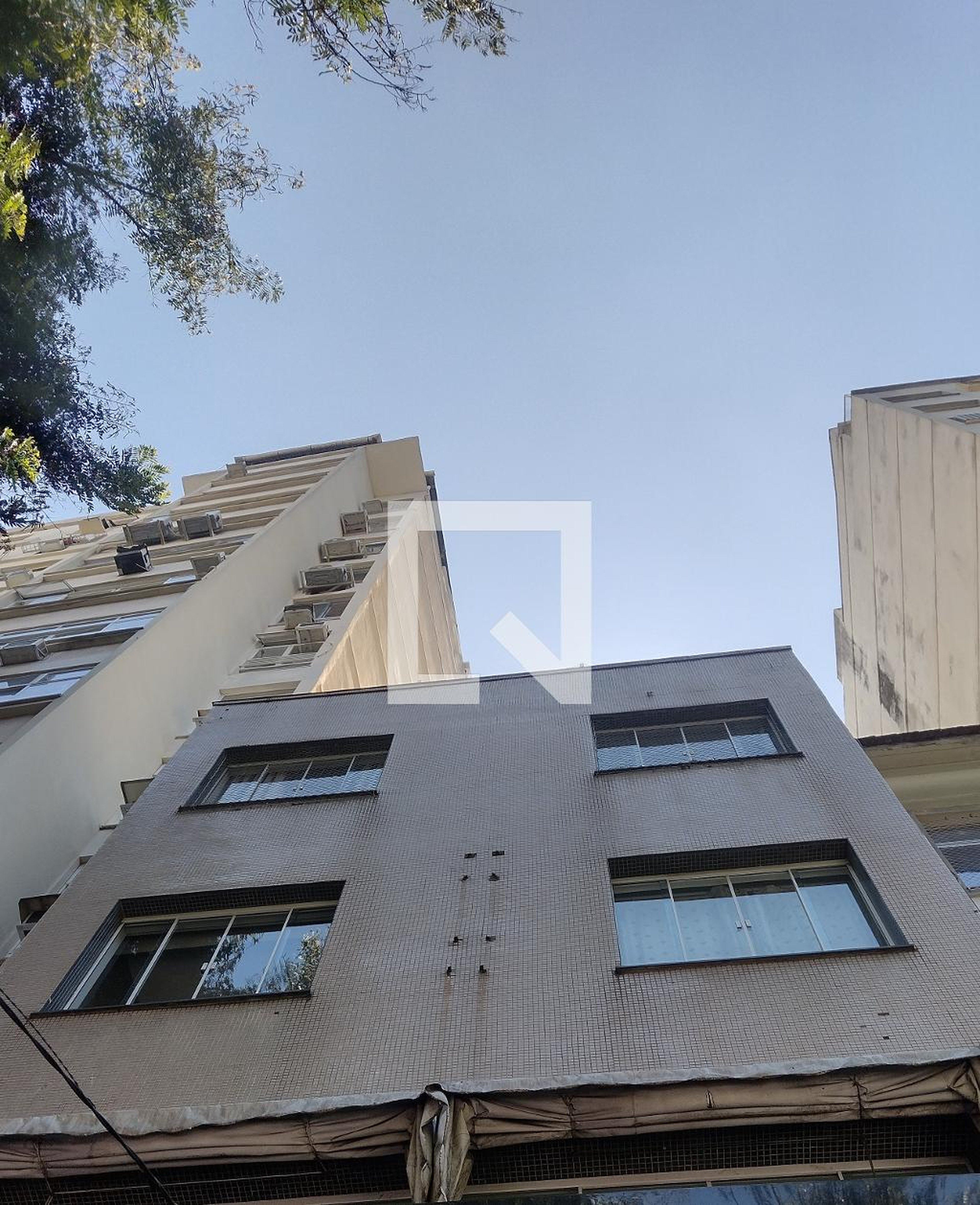 Fachada Condomínio em Rua do Catete, 204