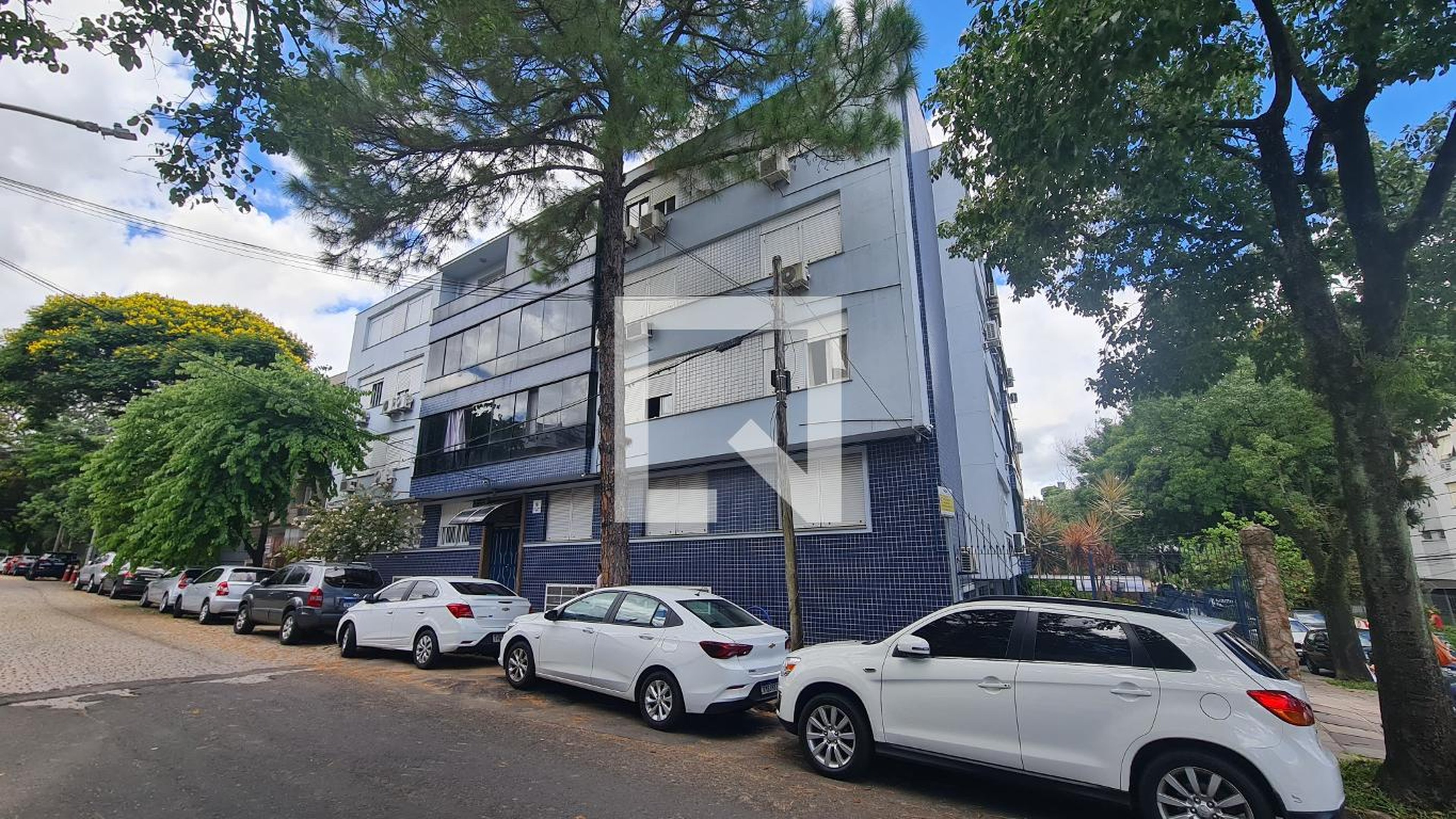 Fachada do Prédio Condomínio em Rua São Vicente, 402