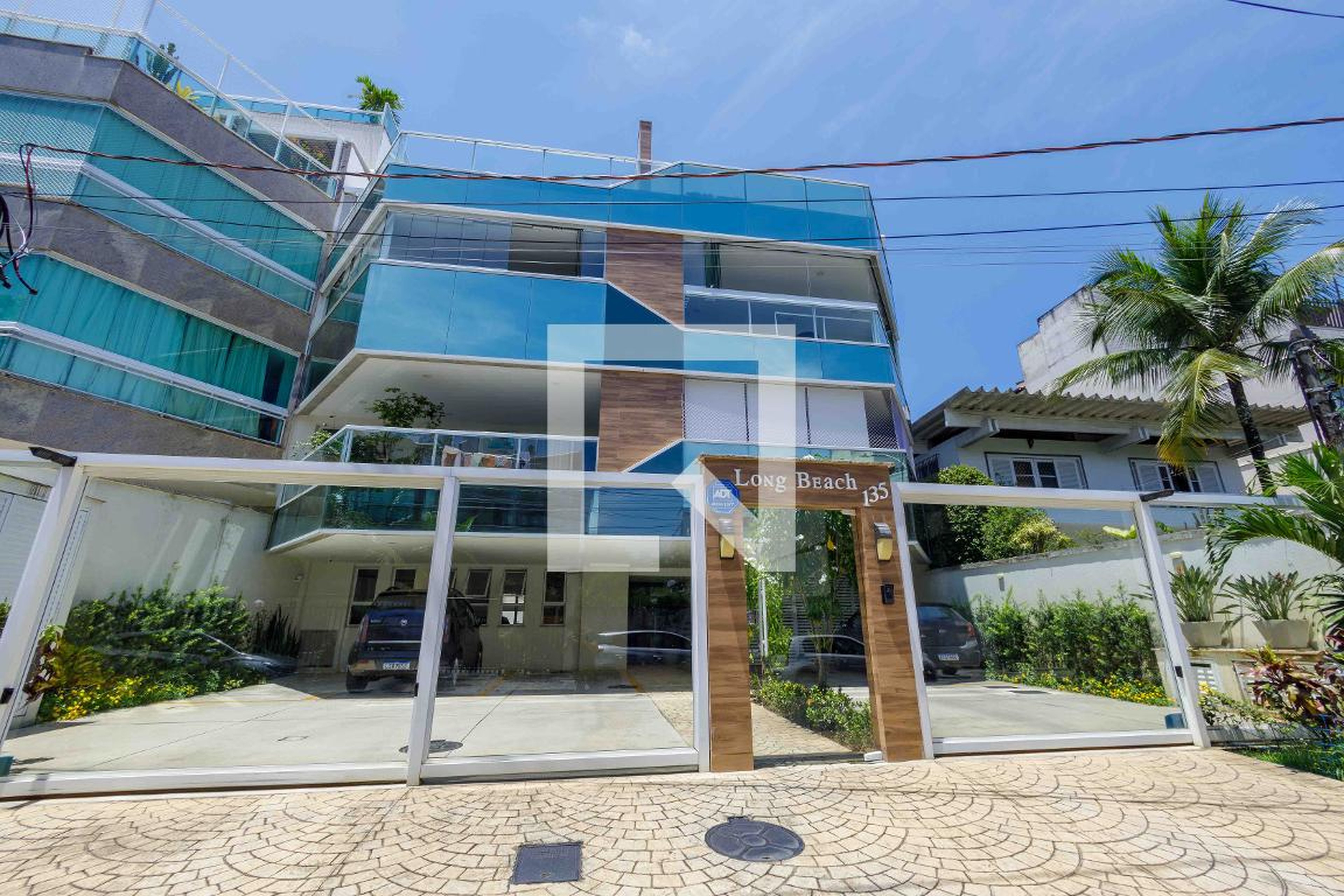 Fachada Condomínio Long Beach Residence