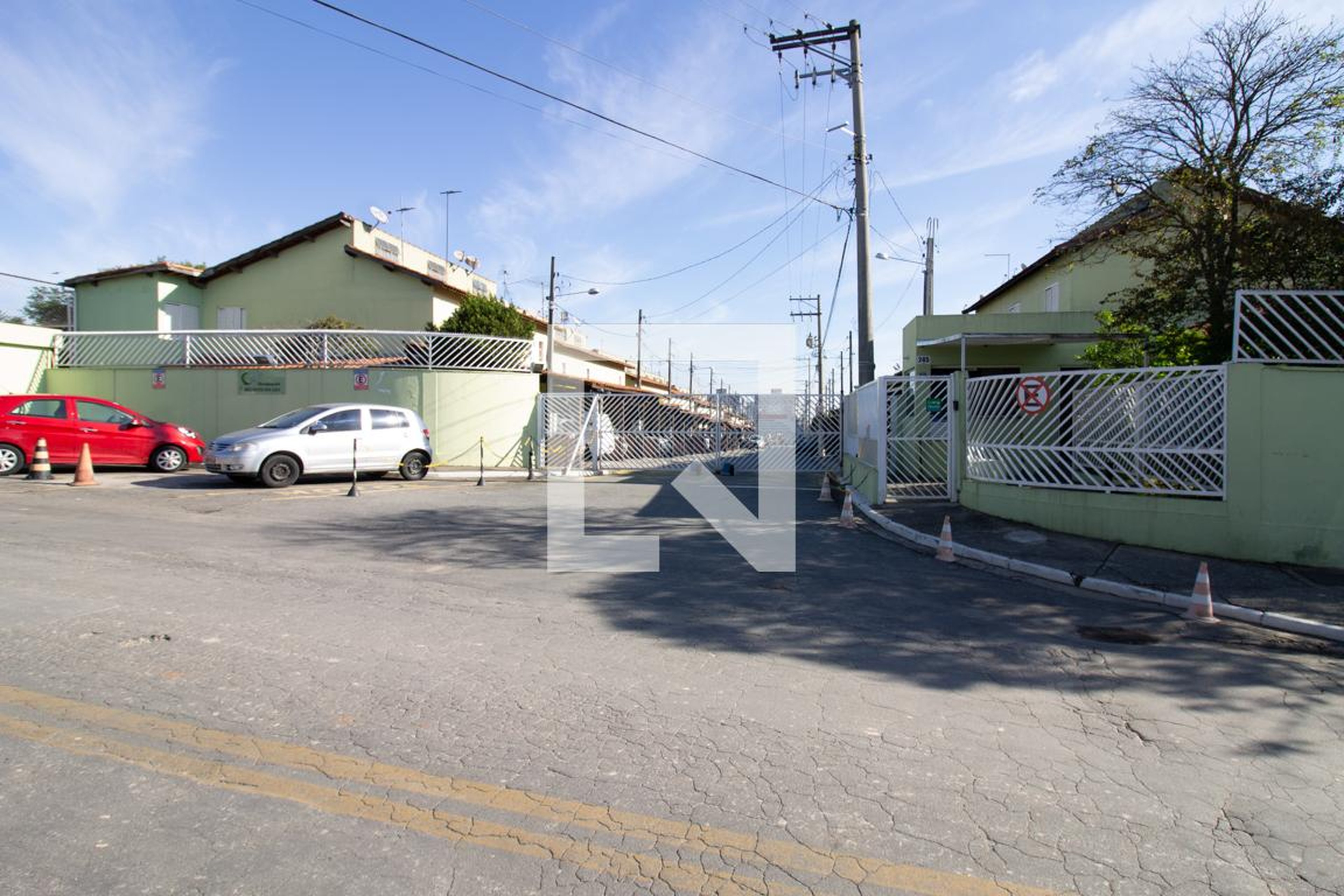 Fachada do Condomínio Condomínio Recanto da Lua