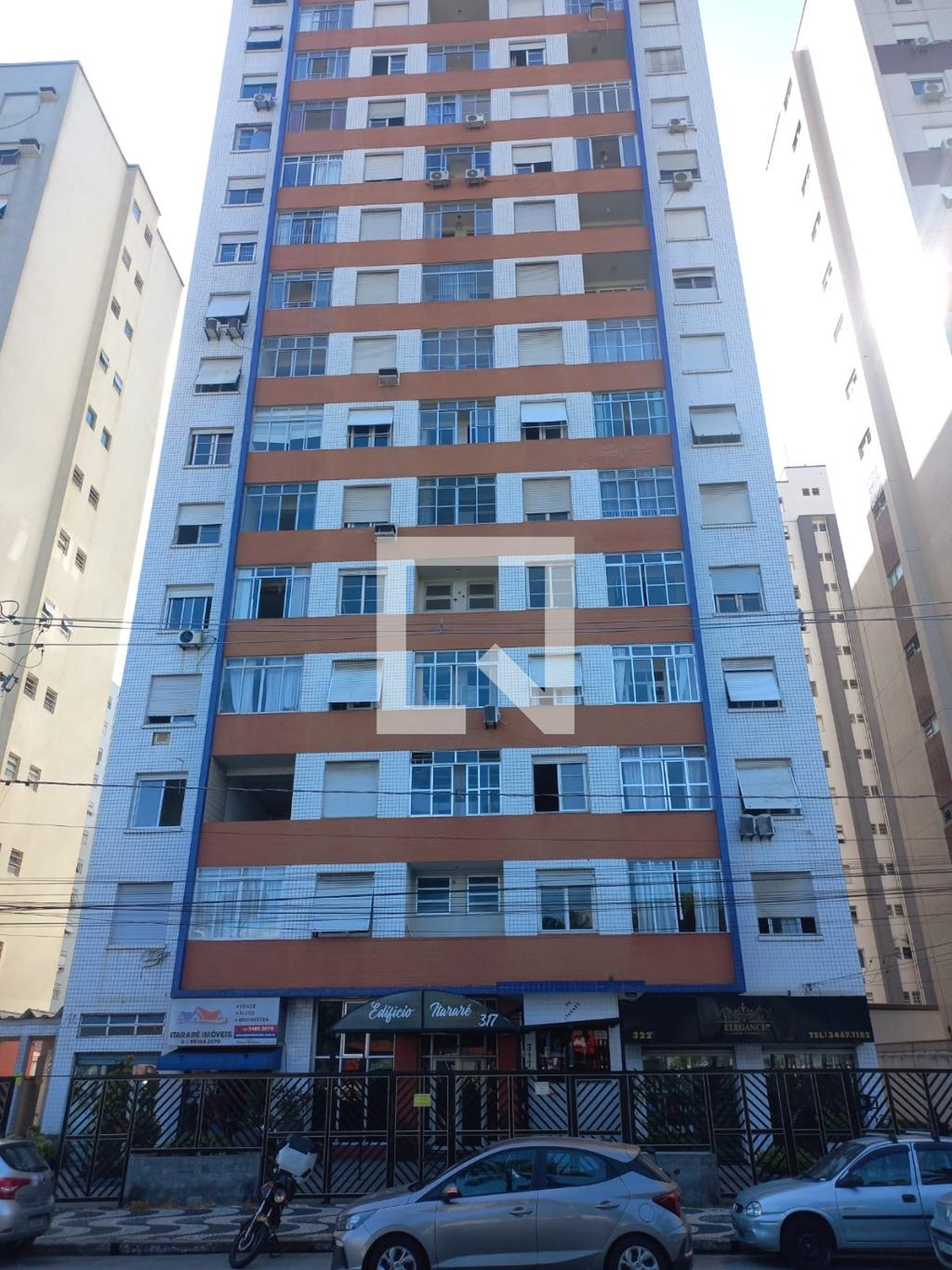 Fachada do Prédio Condomínio Itarare