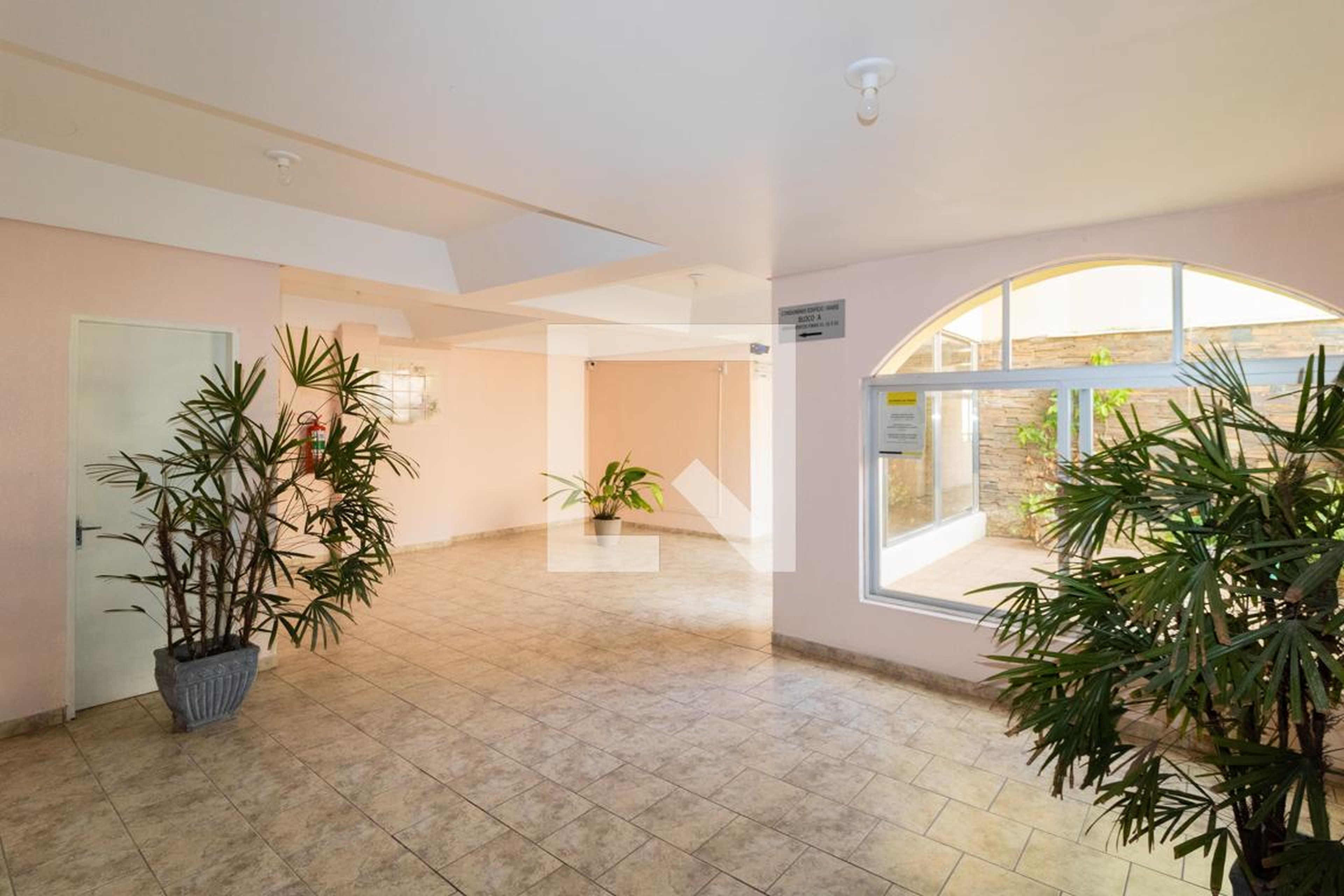 Hall de entrada - Edifício Tanise