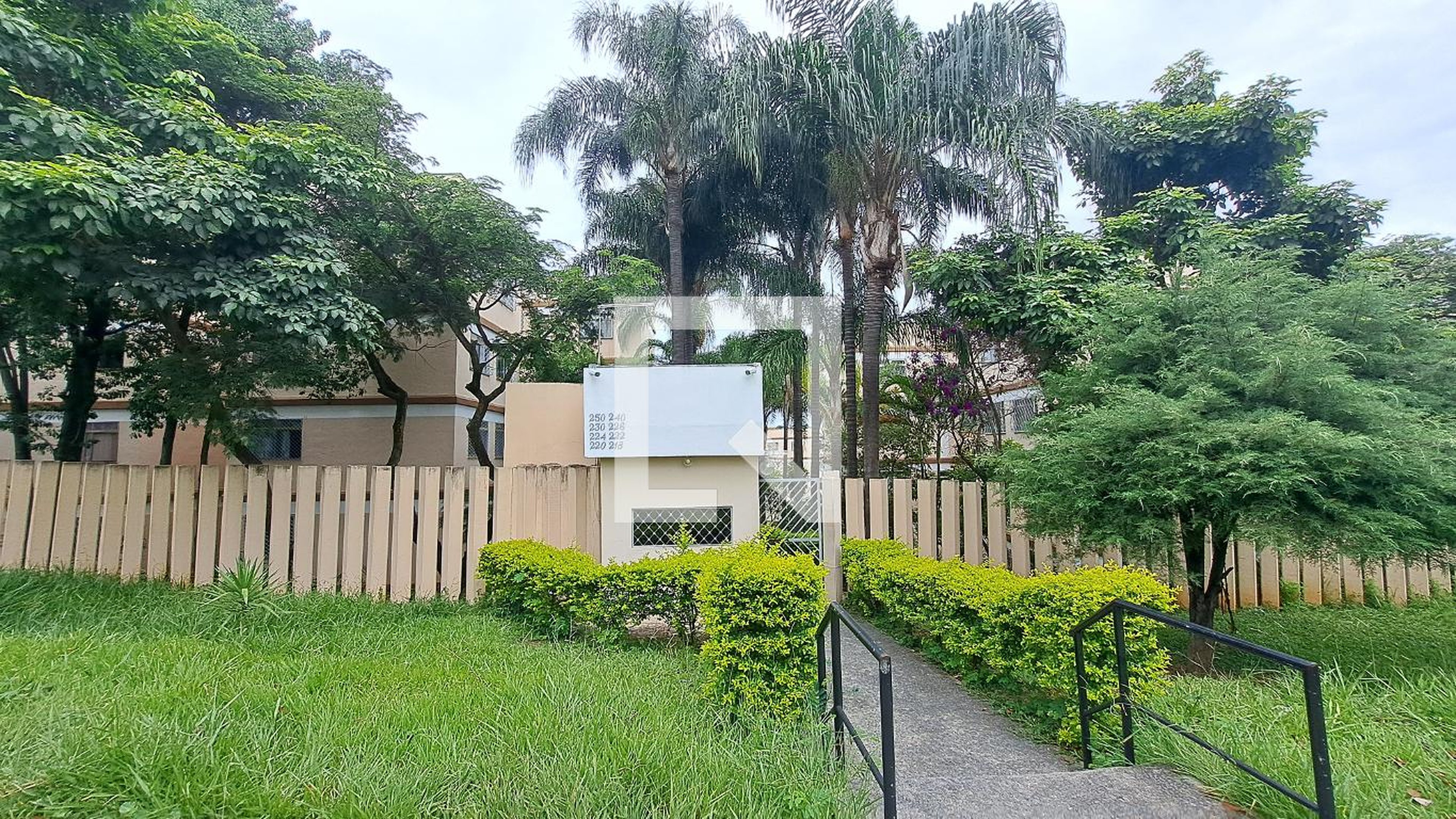 Fachada Condomínio Moradas da Pampulha