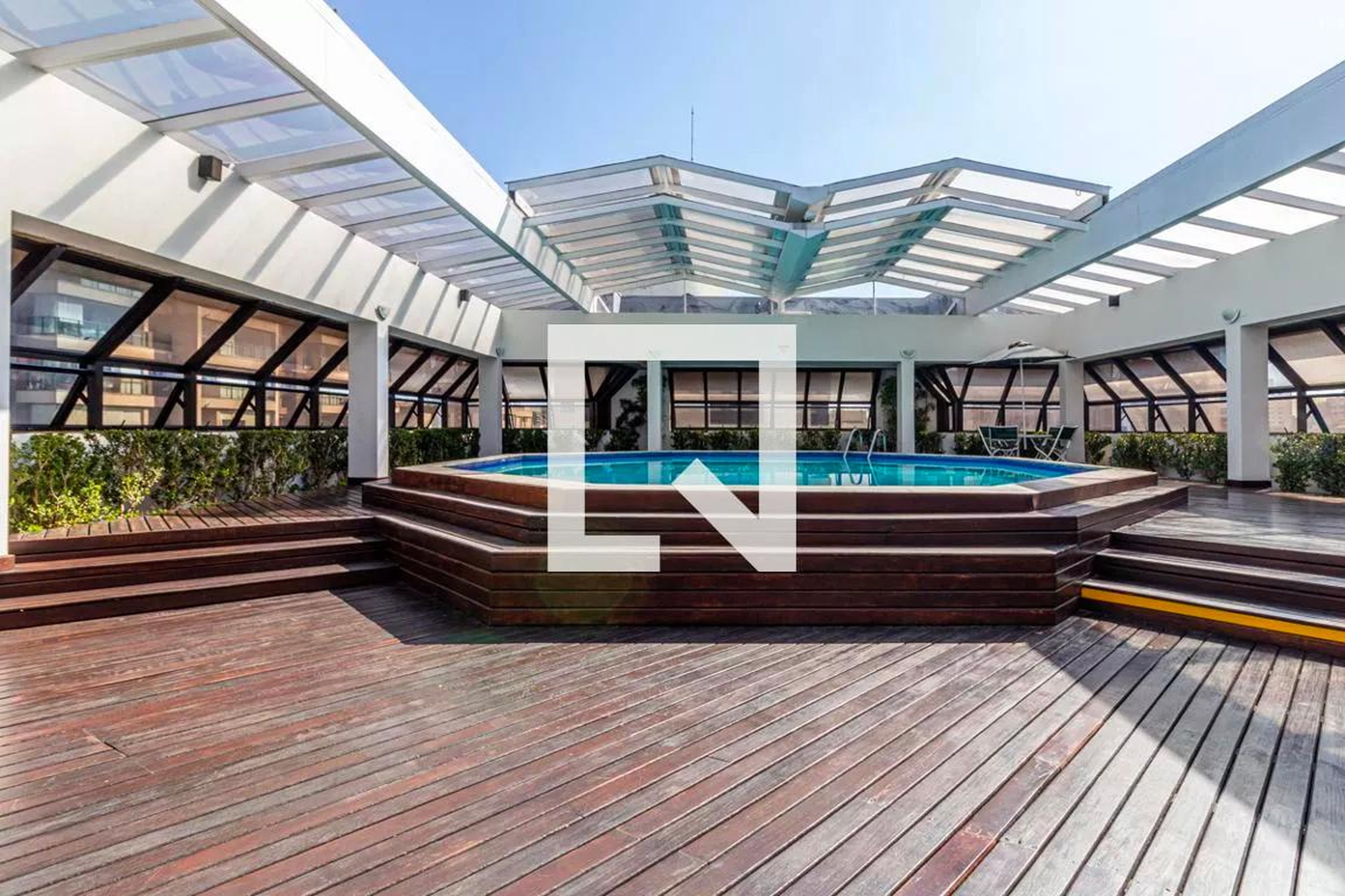 Piscina - QI Intelligence Flat