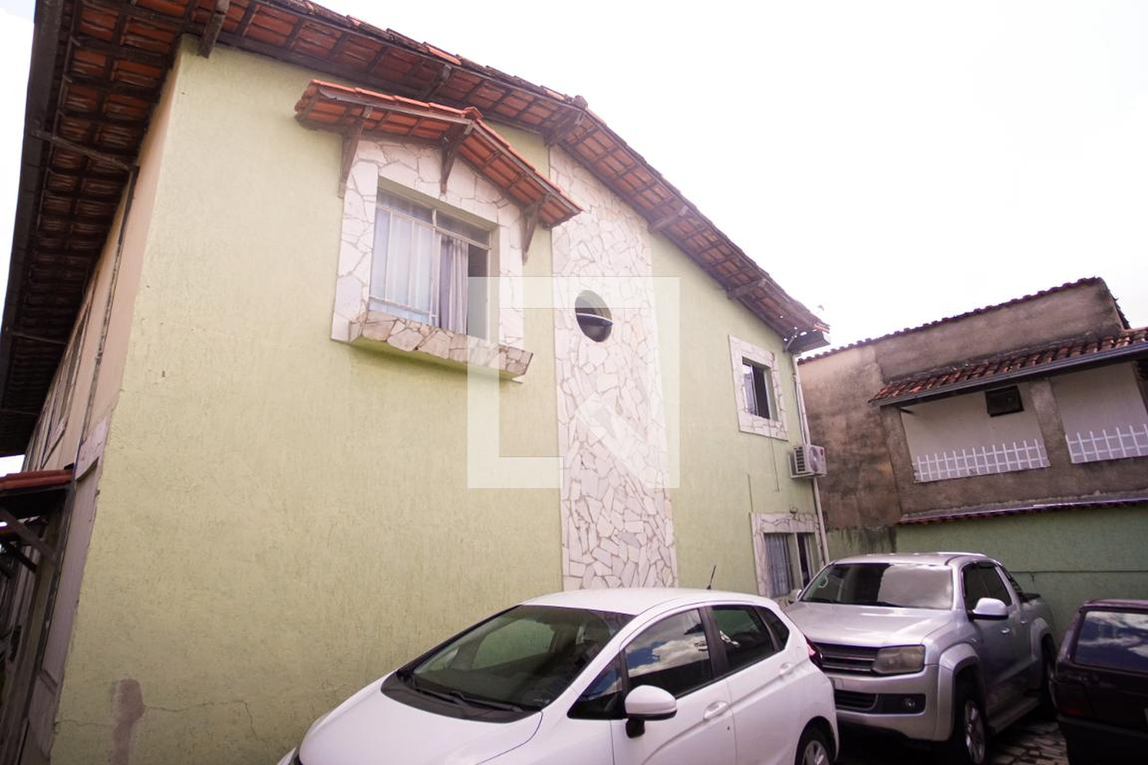 Fachada Condomínio em Rua Limeira, 80