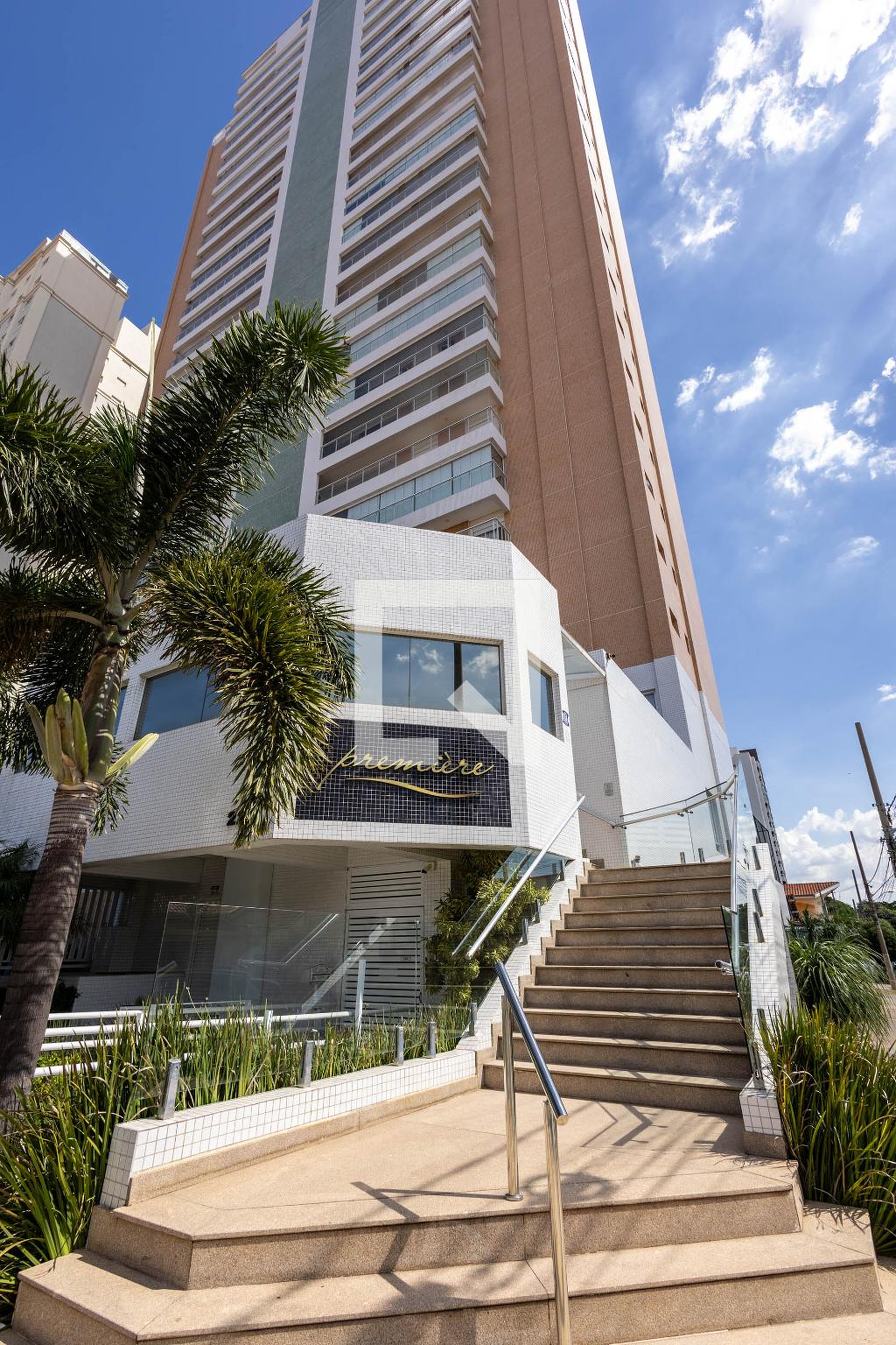 Fachada Condomínio Premiere