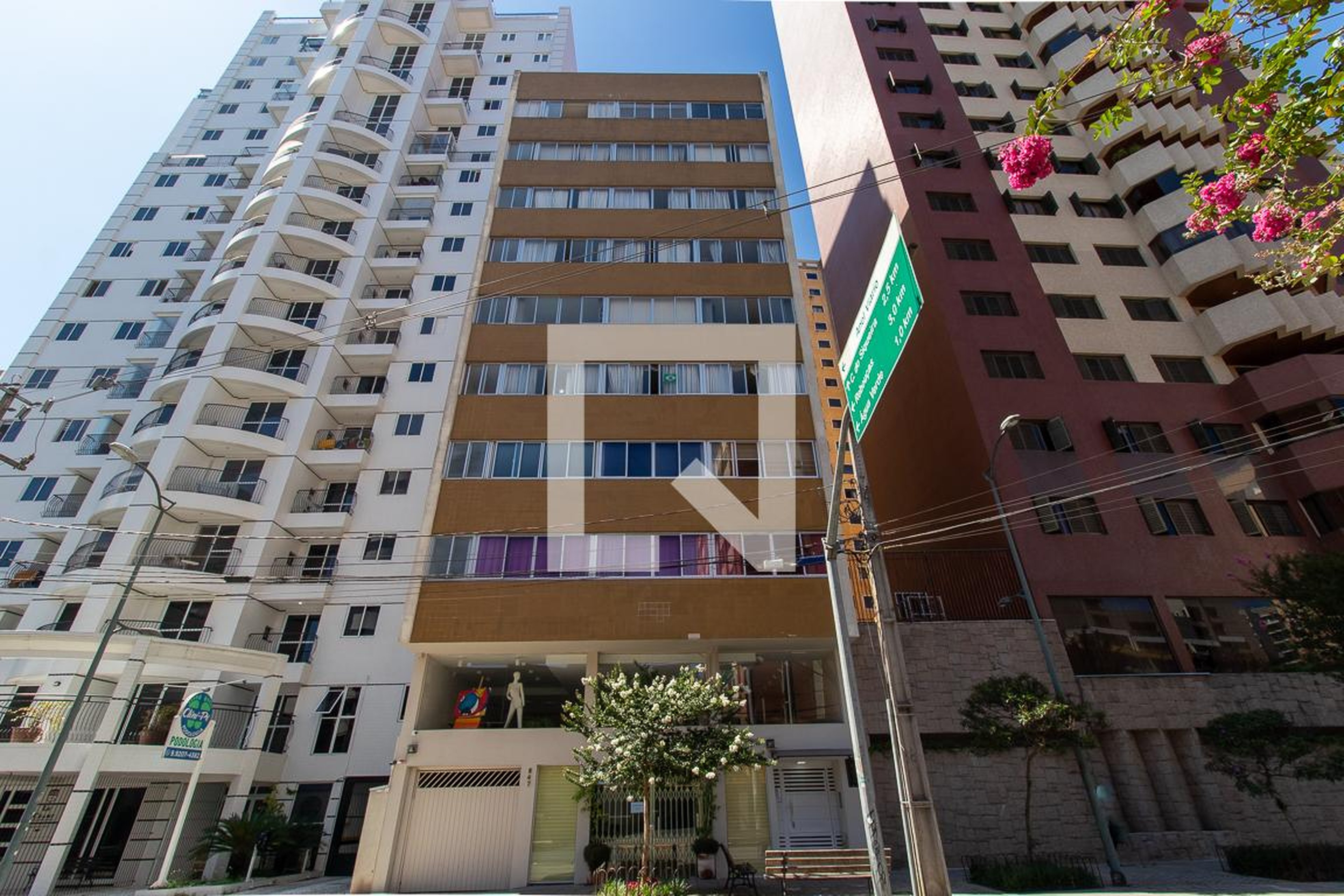 Fachada do Prédio Condomínio Ed. Carlos de Carvalho