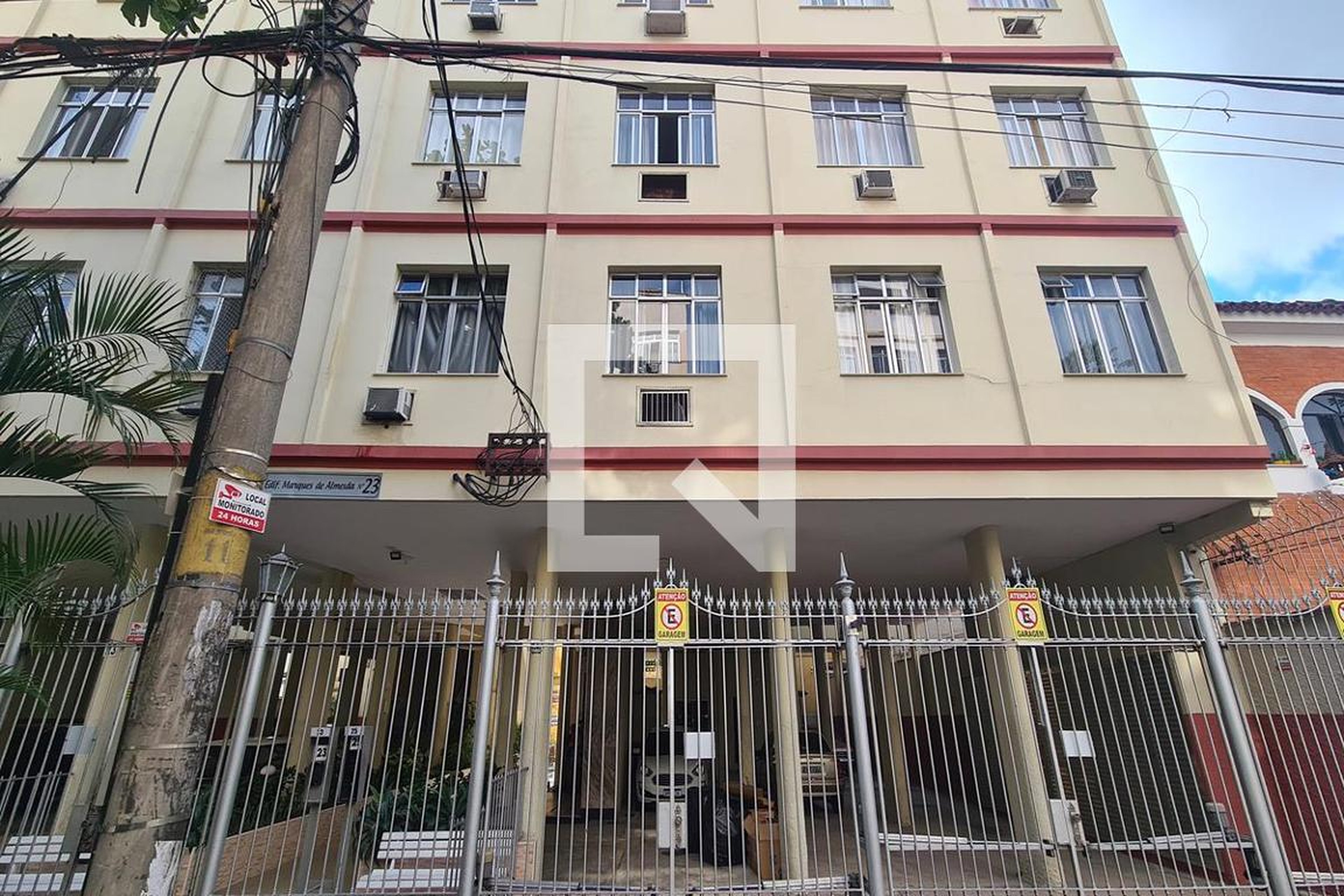 Fachada do Condomínio Edifício Marques de Almeida