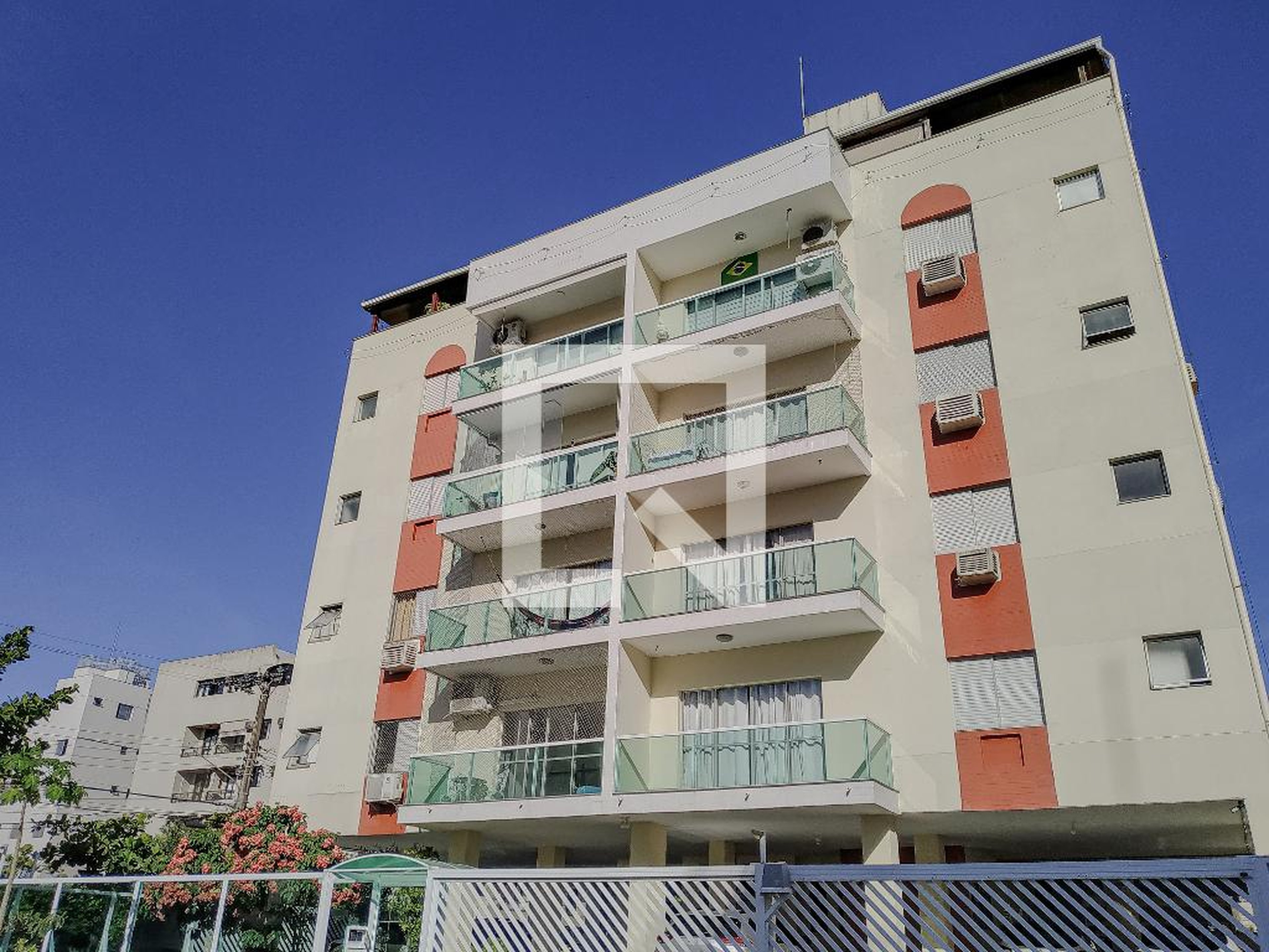 Fachada do Prédio Condomínio Fernanda Paola