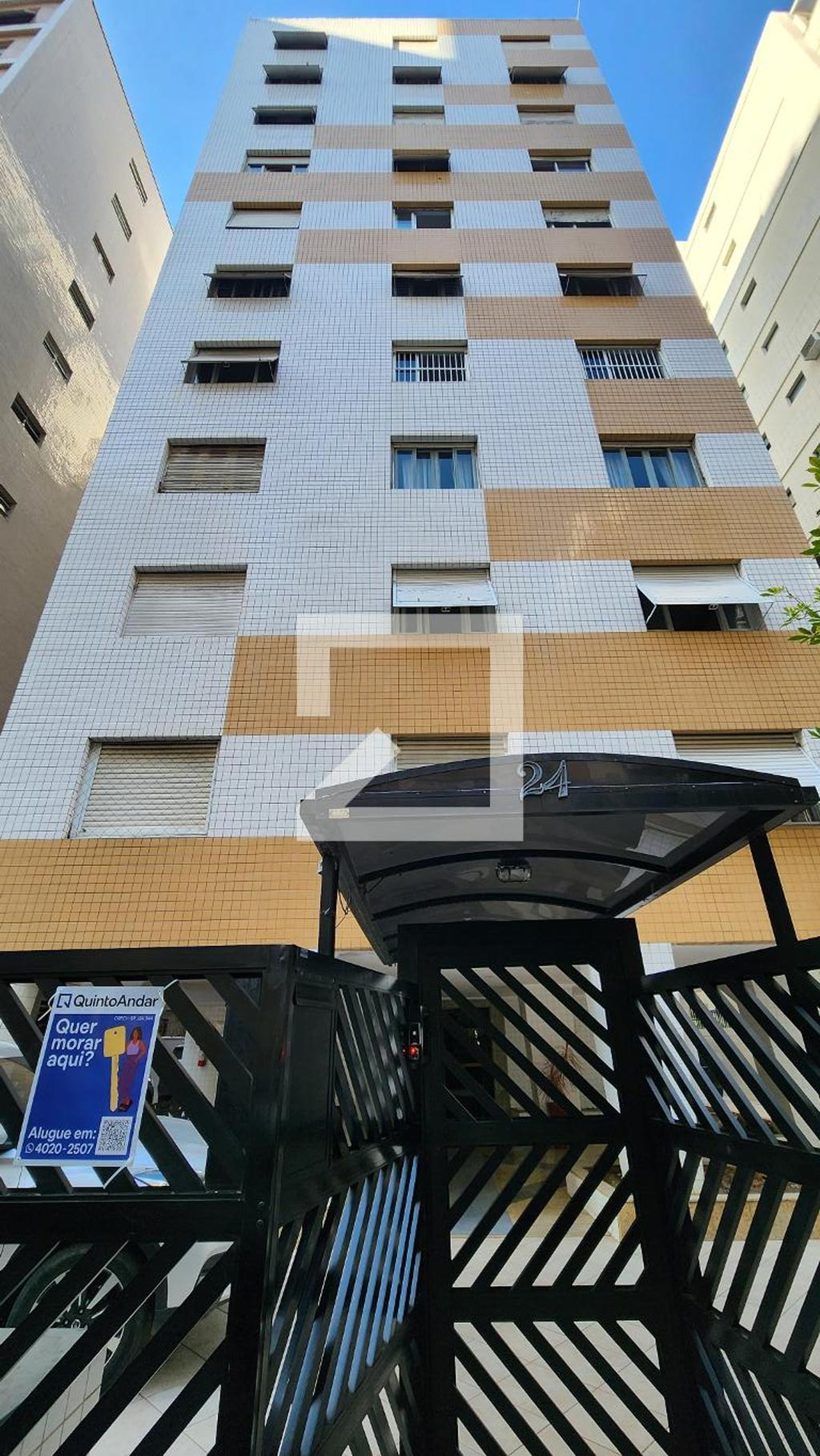 Fachada do Prédio Condomínio Universo