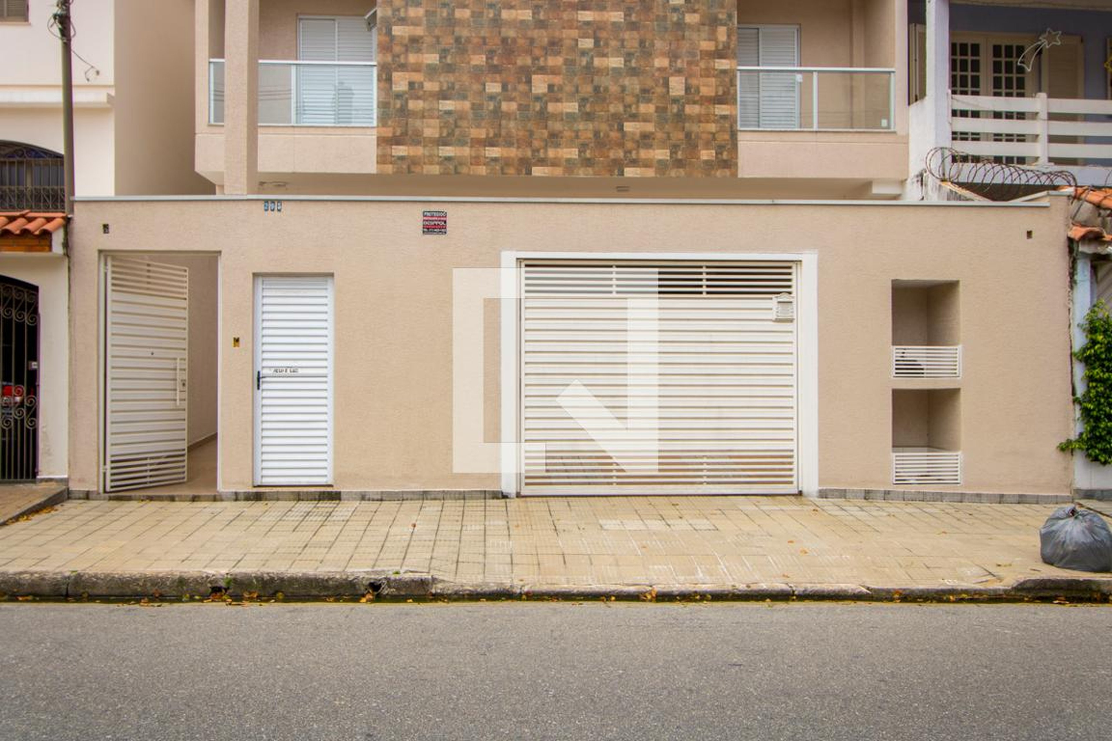 Fachada Condomínio em Rua Muritinga, 295