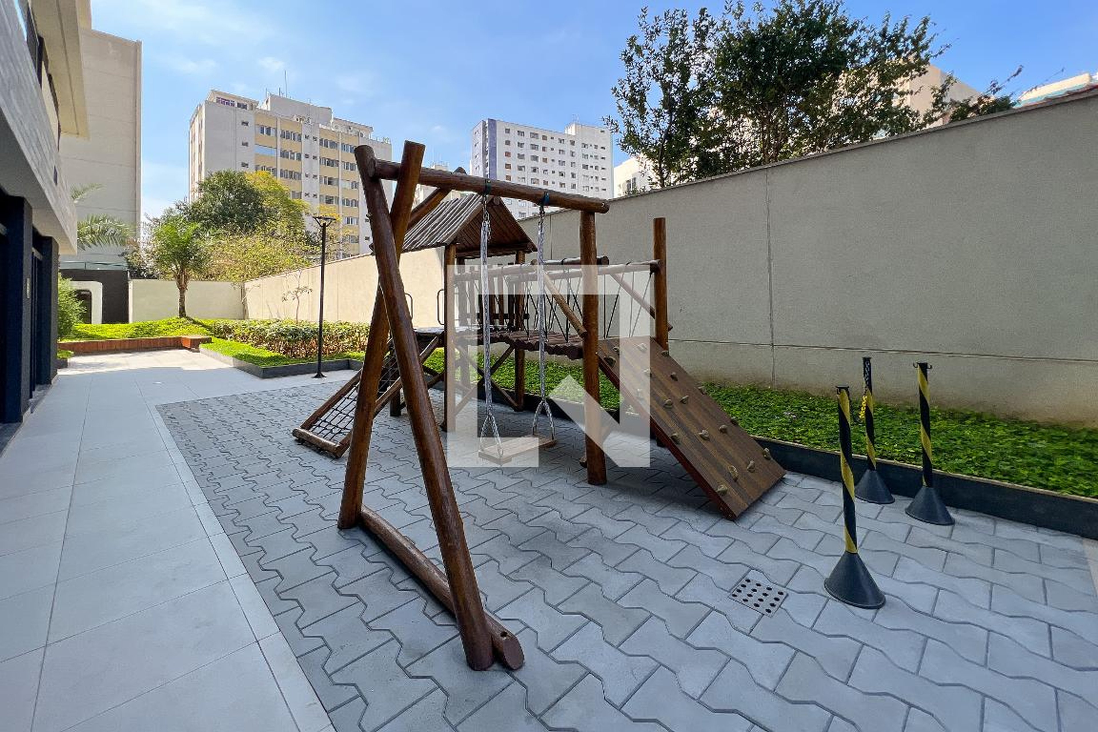 Playground - Galeria 90