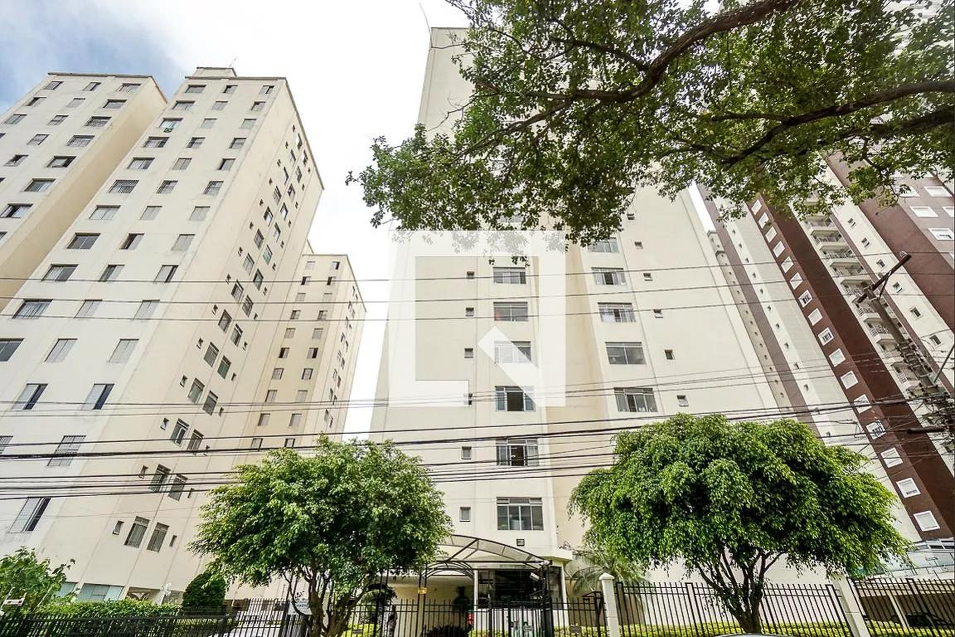 Fachada Condomínio em Rua Euclides Pacheco, 1305