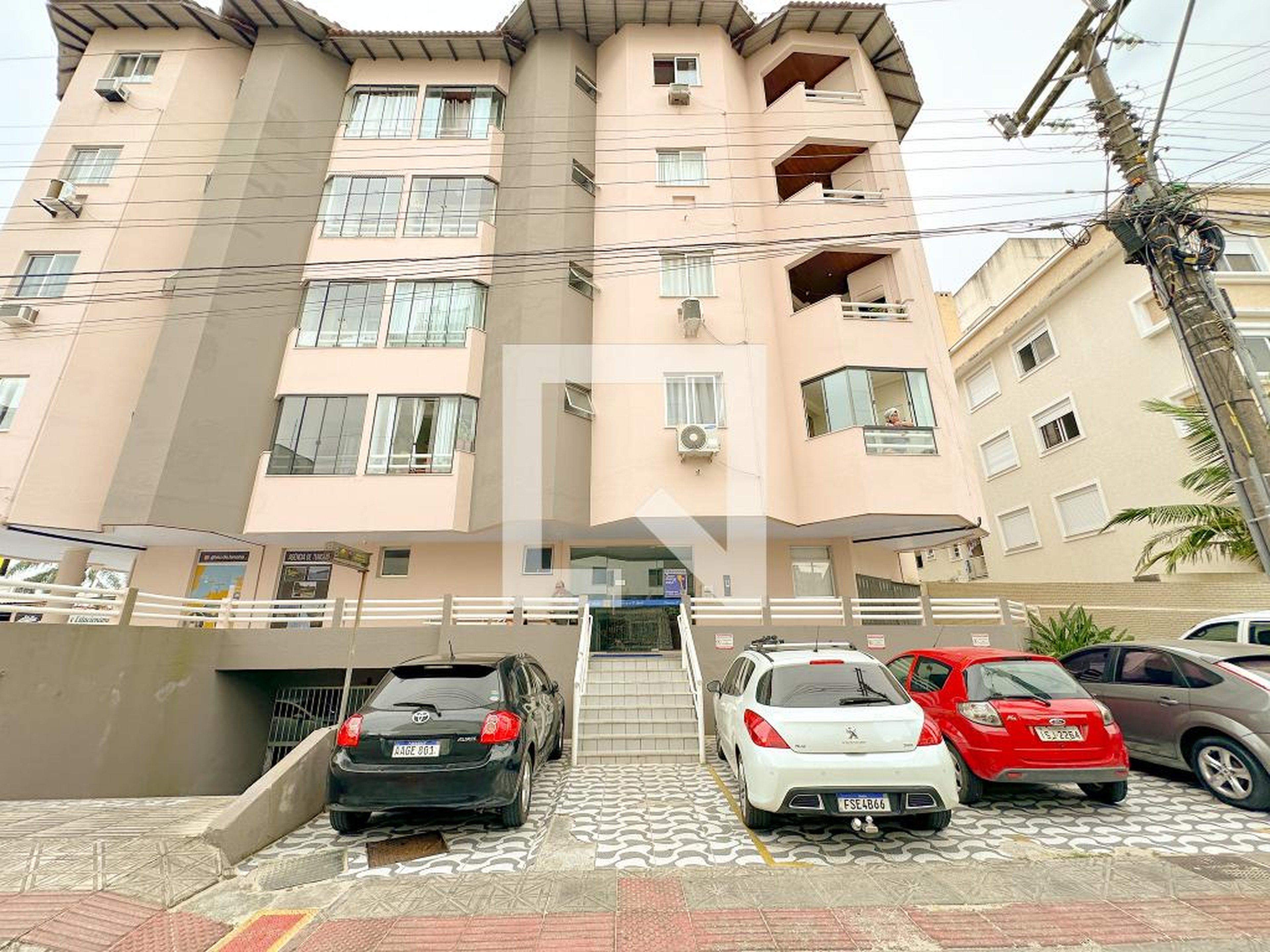 Fachada do Prédio Condomínio Santoro e Galli