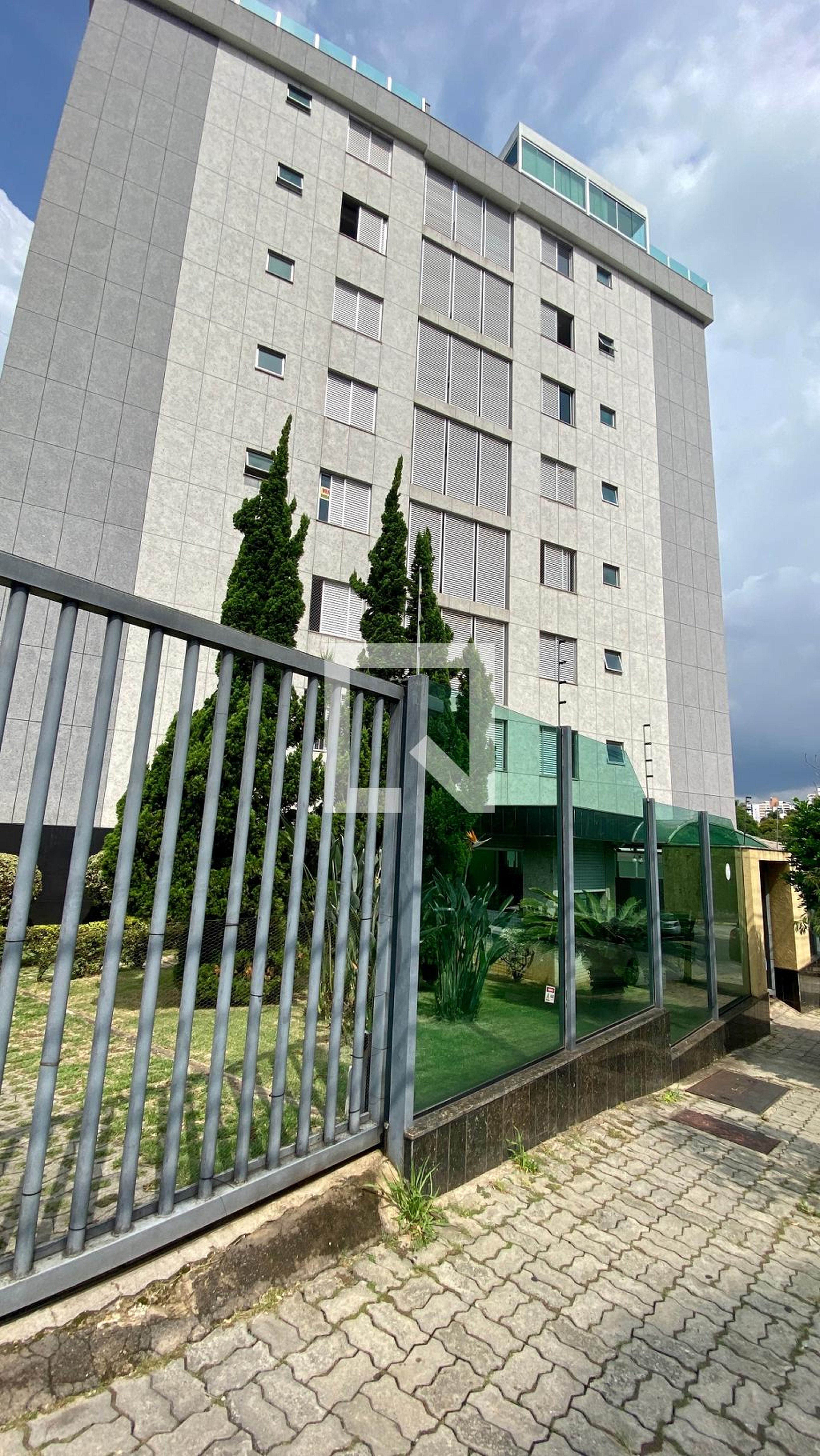 Fachada do Prédio Condomínio em Rua Curral Del Rei, 597