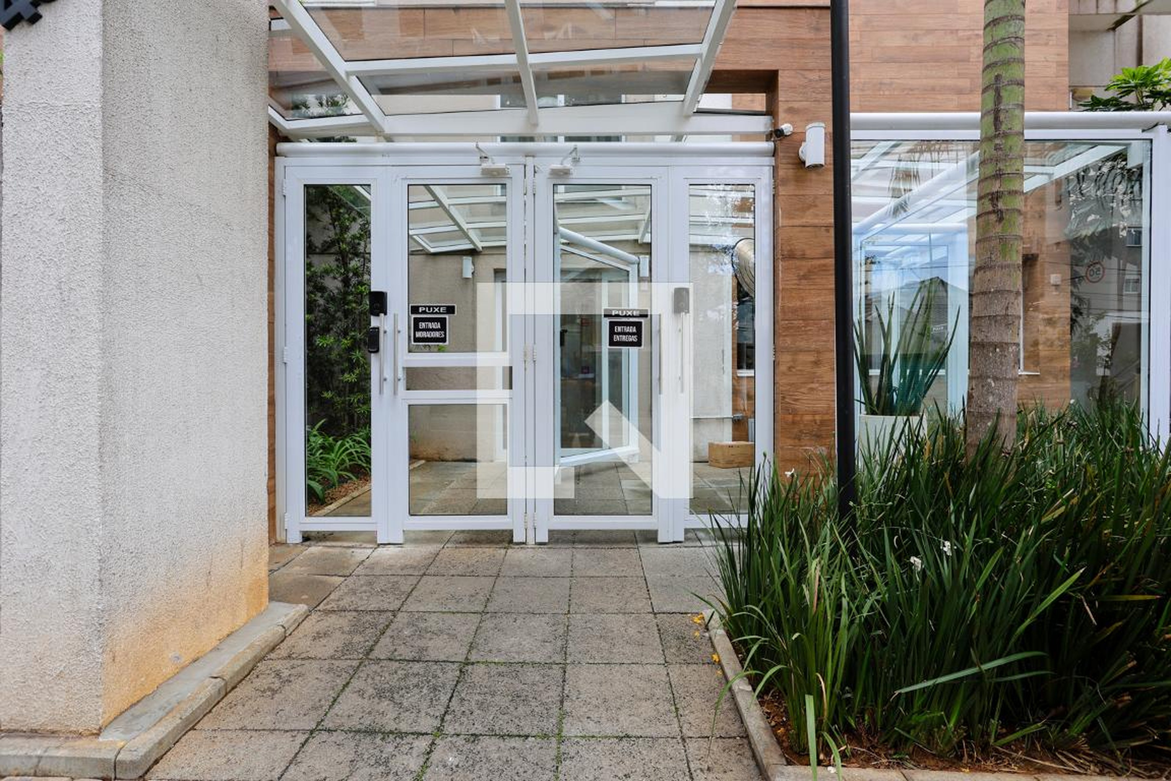 Fachada do condomínio Condomínio Exclusive Santana