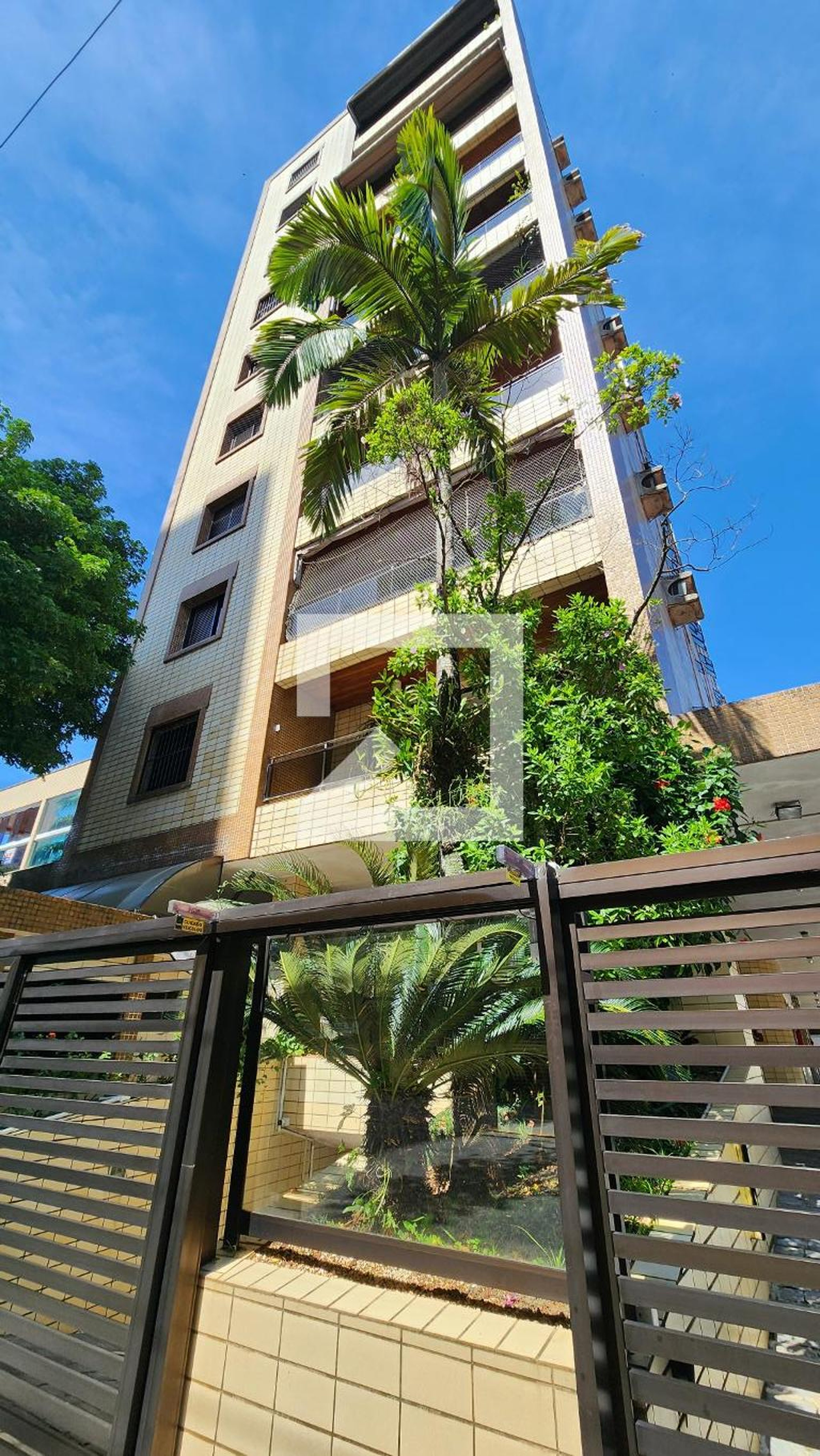 Fachada do Prédio Condomínio Esplanada