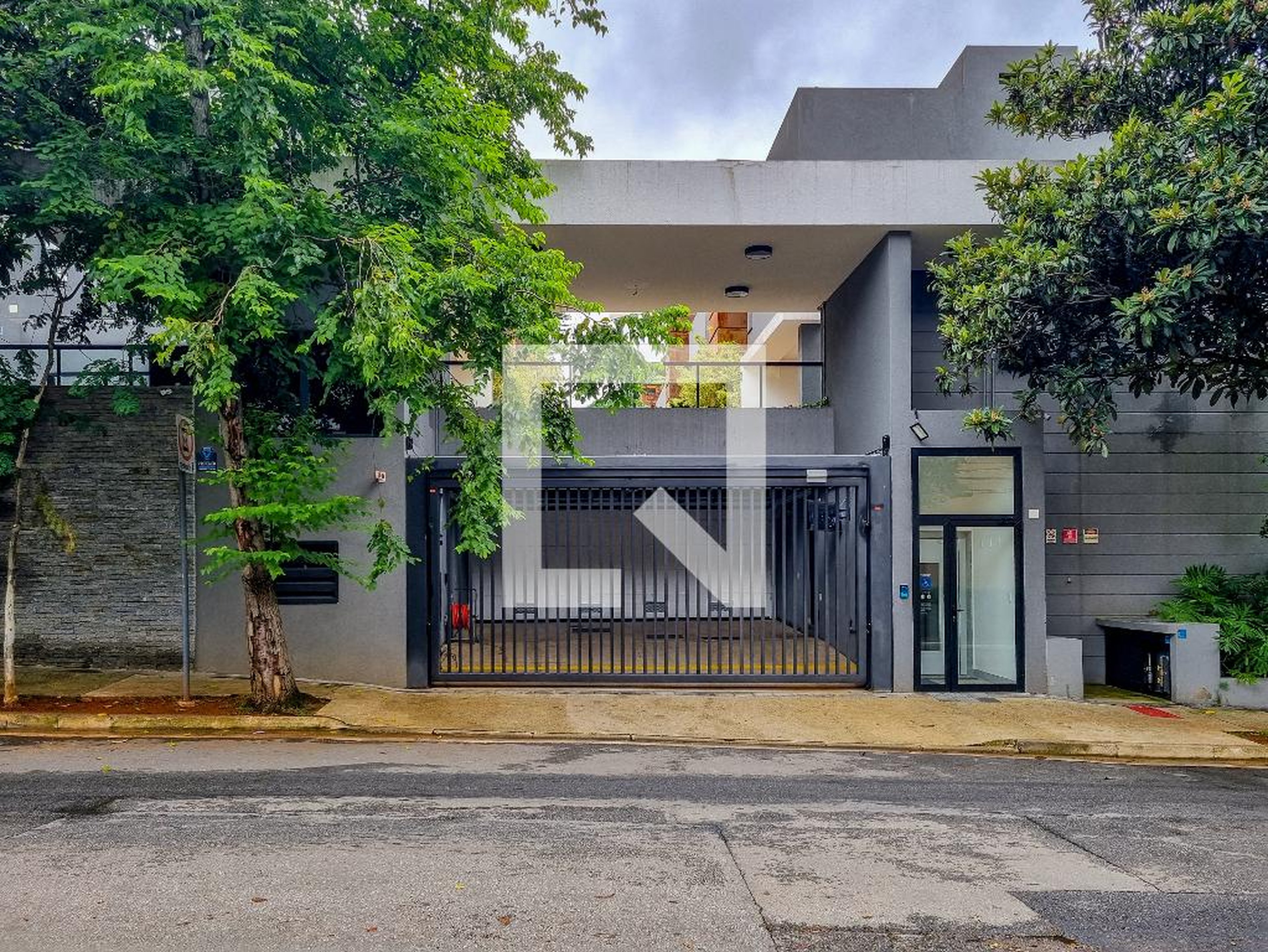 Fachada do Condomínio Condomínio Reserva 8