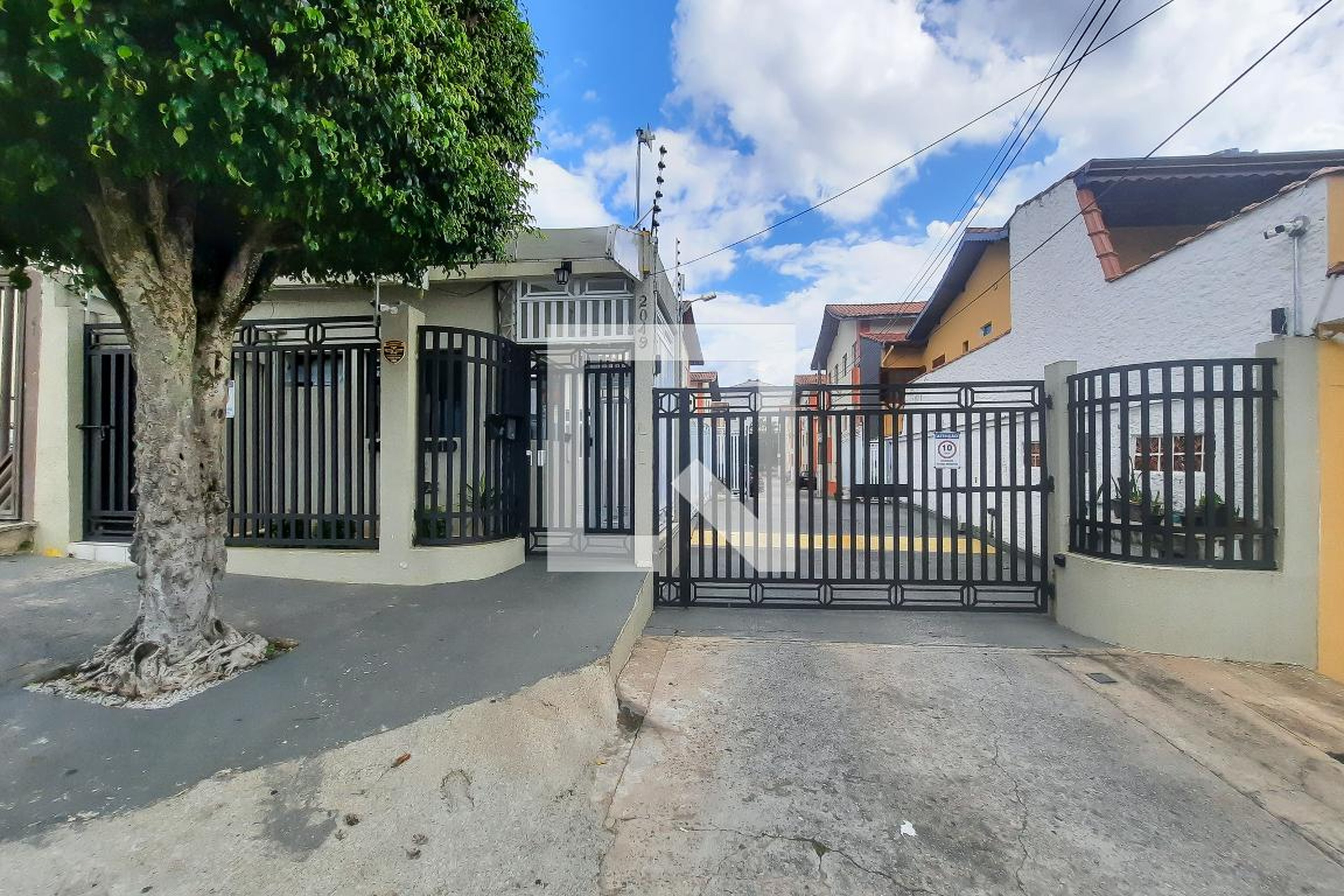 Fachada do Condomínio Condomínio Nações