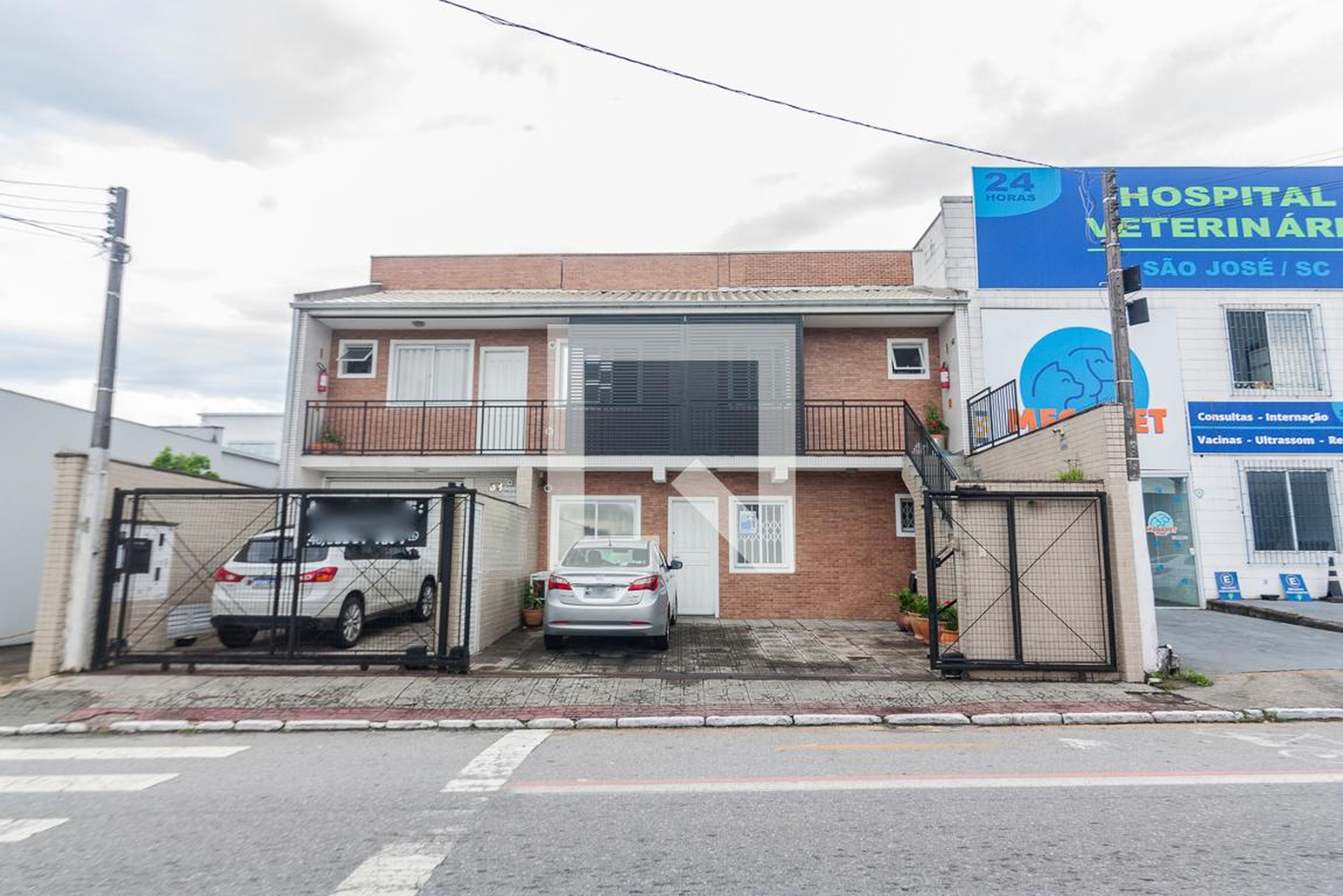 Fachada Condomínio em Rua Francisco Jacinto de Melo, 33