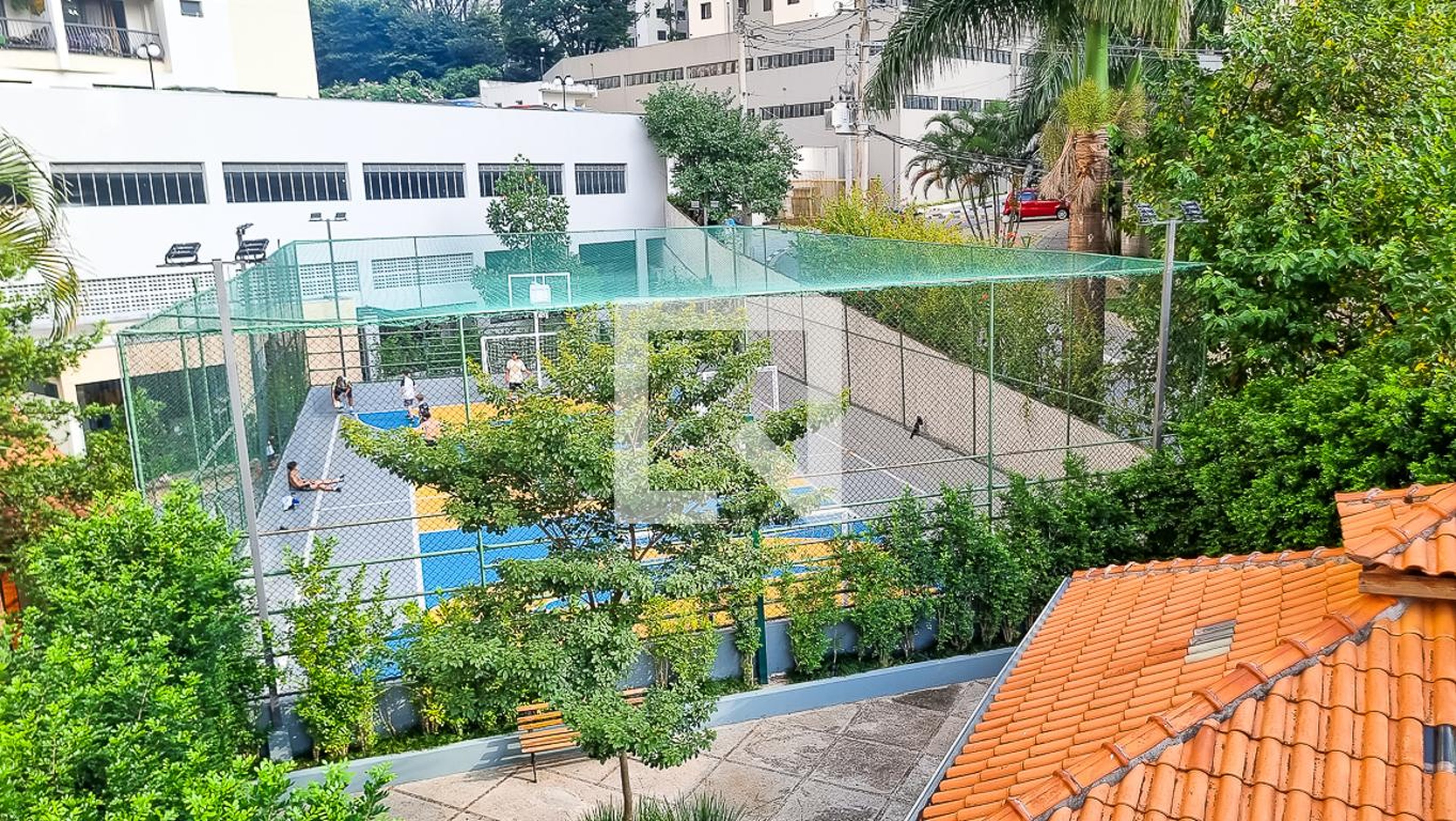Quadra Esportiva - Edifício  C .Cerejeira curió