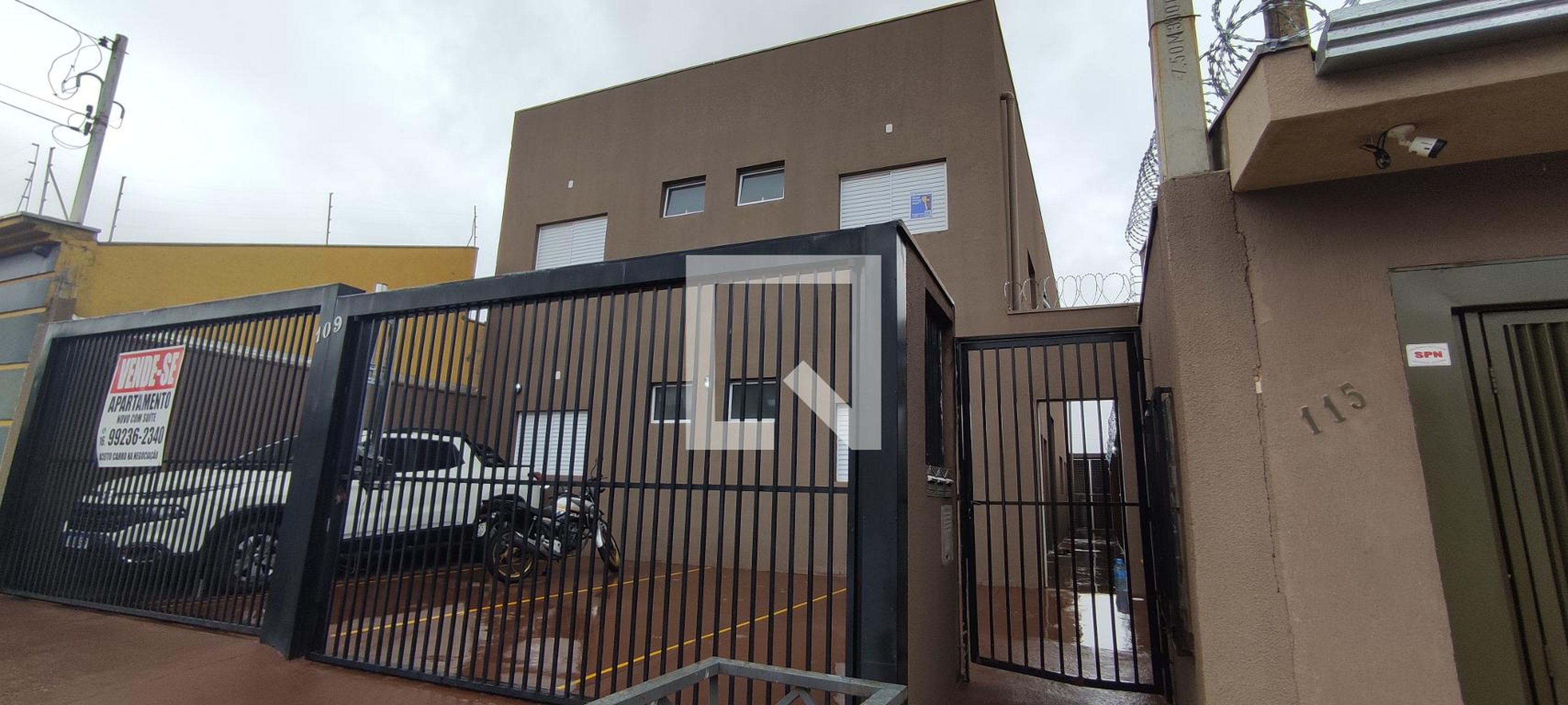 Fachada Condomínio em Rua Ernesto Galo, 109