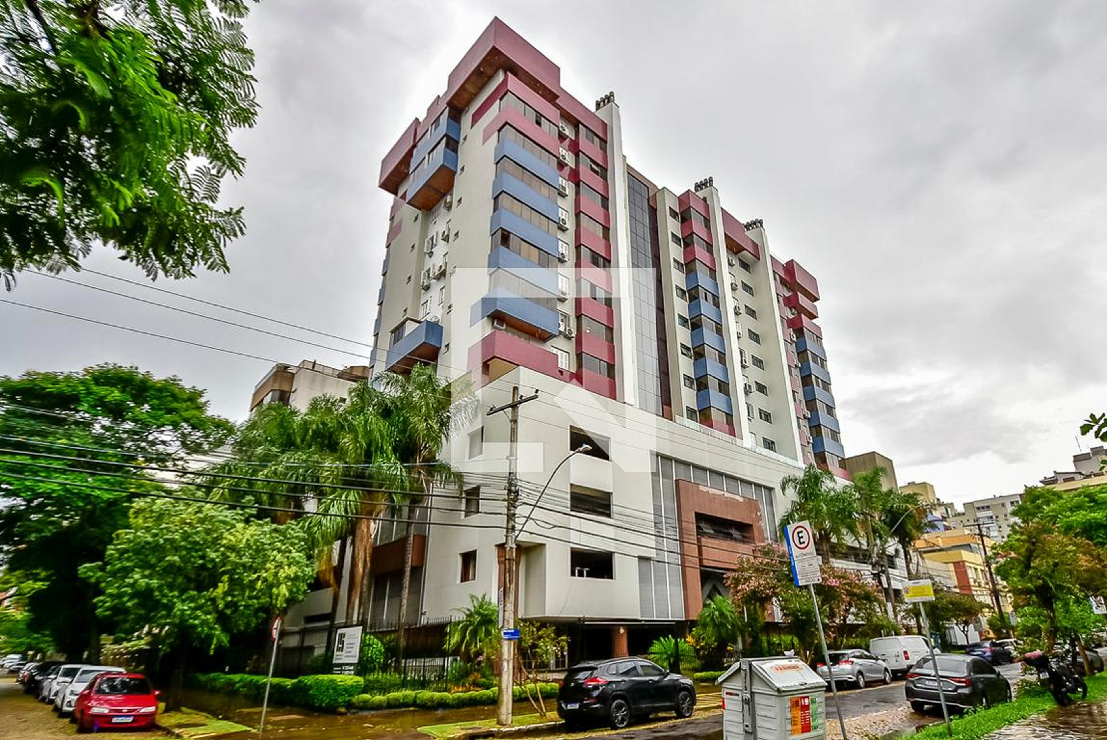 Fachada Condomínio Village Tirol