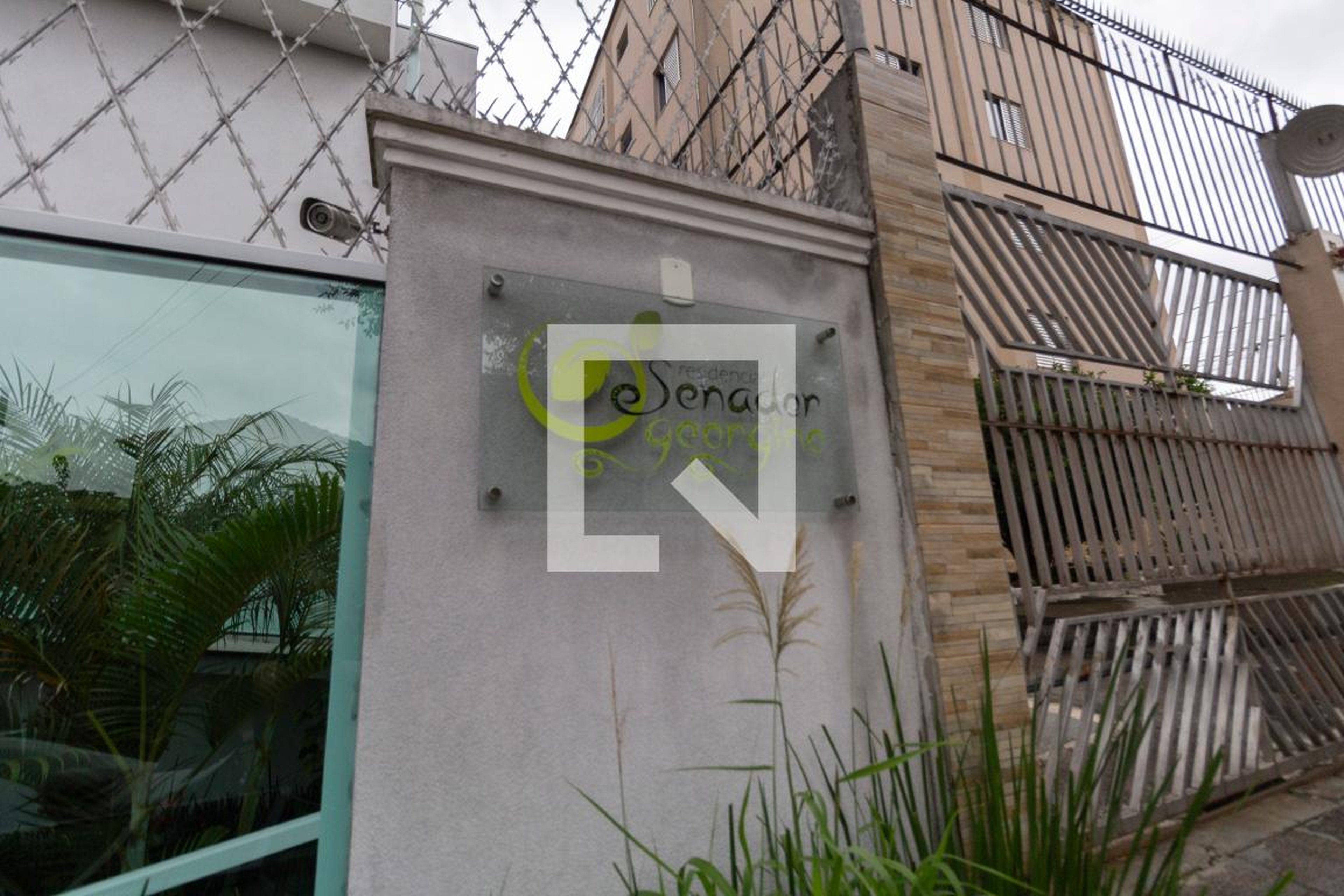 Fachada Condomínio em Rua Senador Georgino Avelino, 830