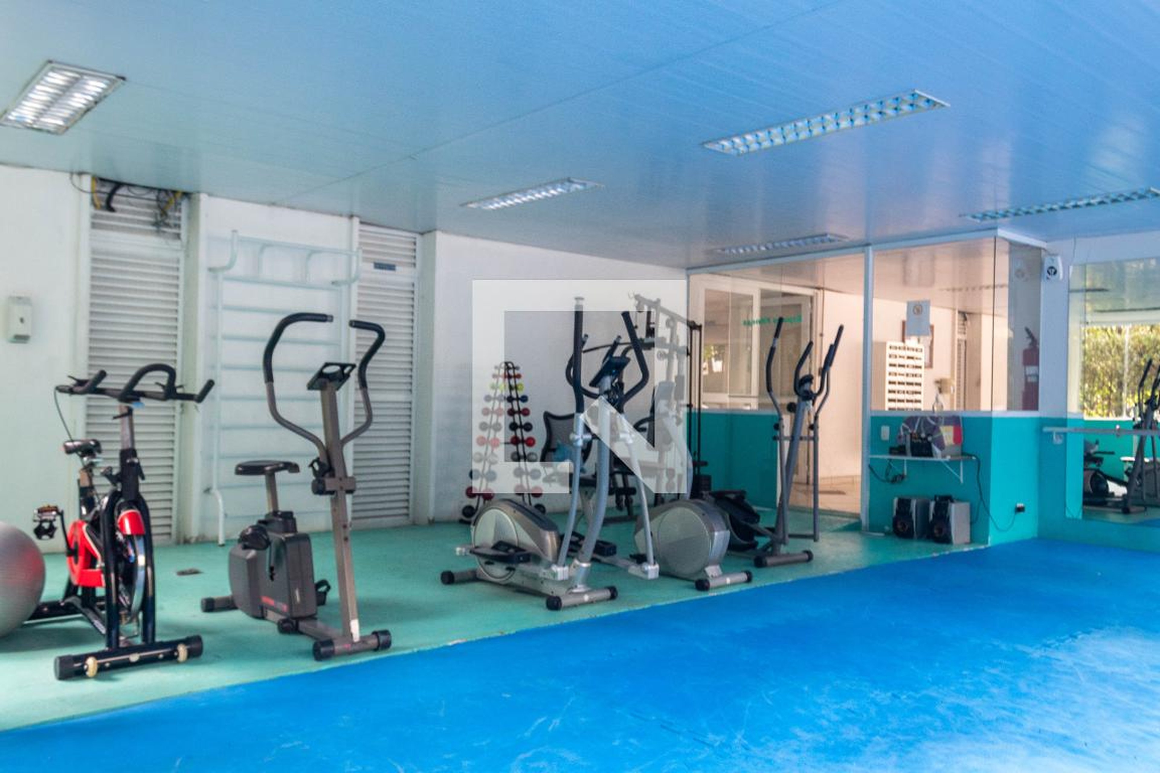 Academia - Tour Mont Parnase