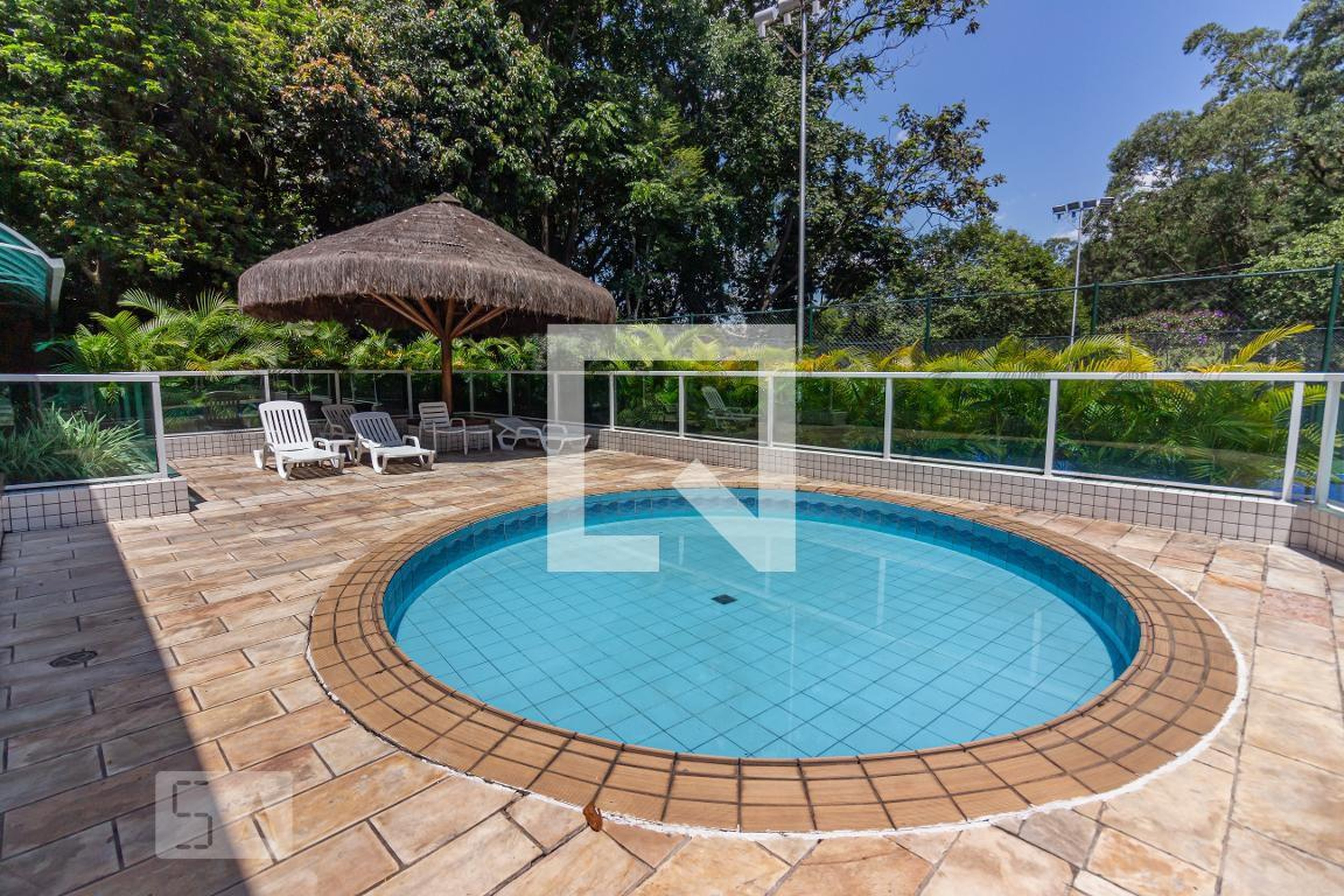 Piscina - Castanheiras